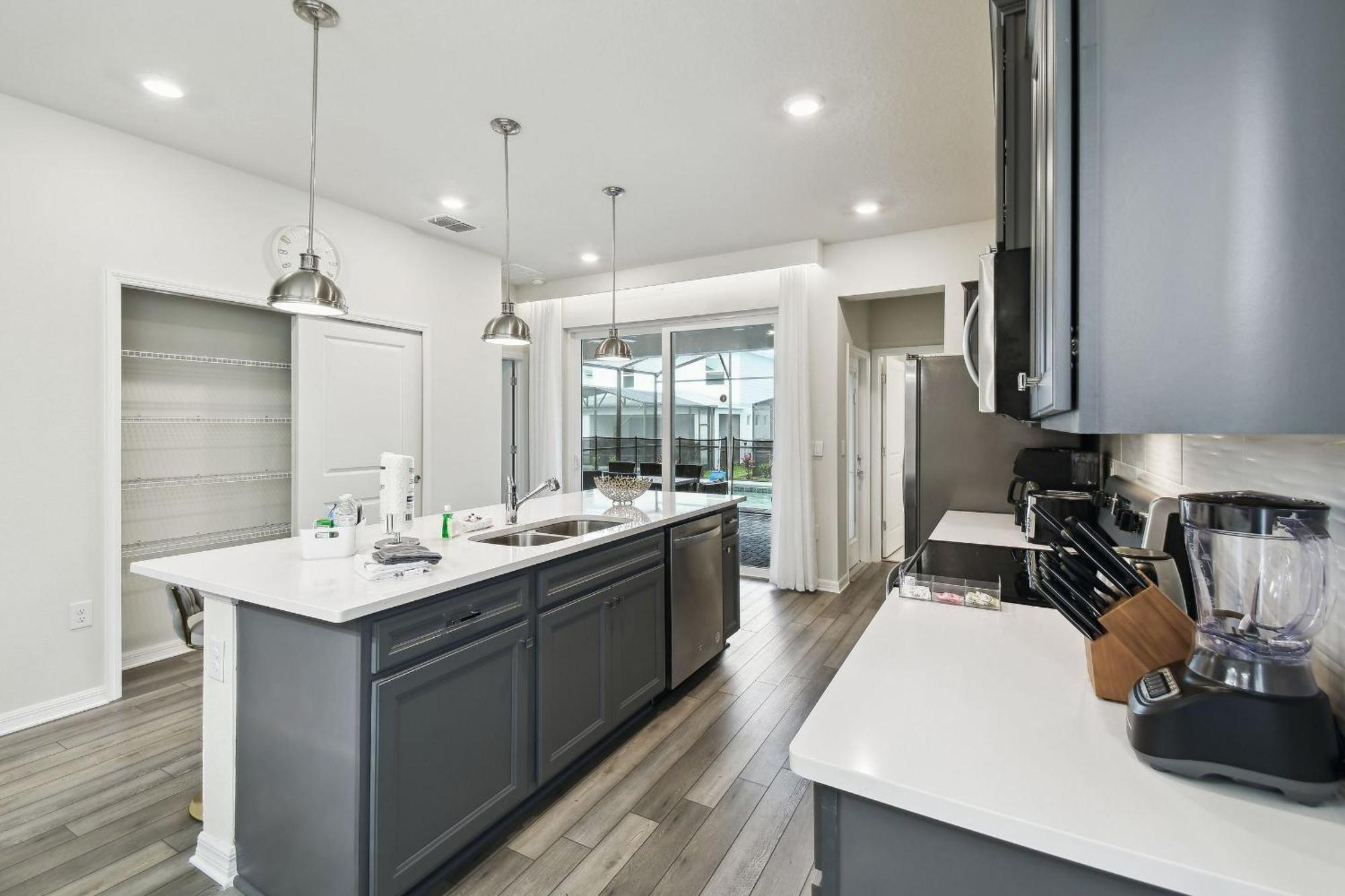 5 Bd En-suites, Game Room, Heated Pool, Sleeps 14 Orlando