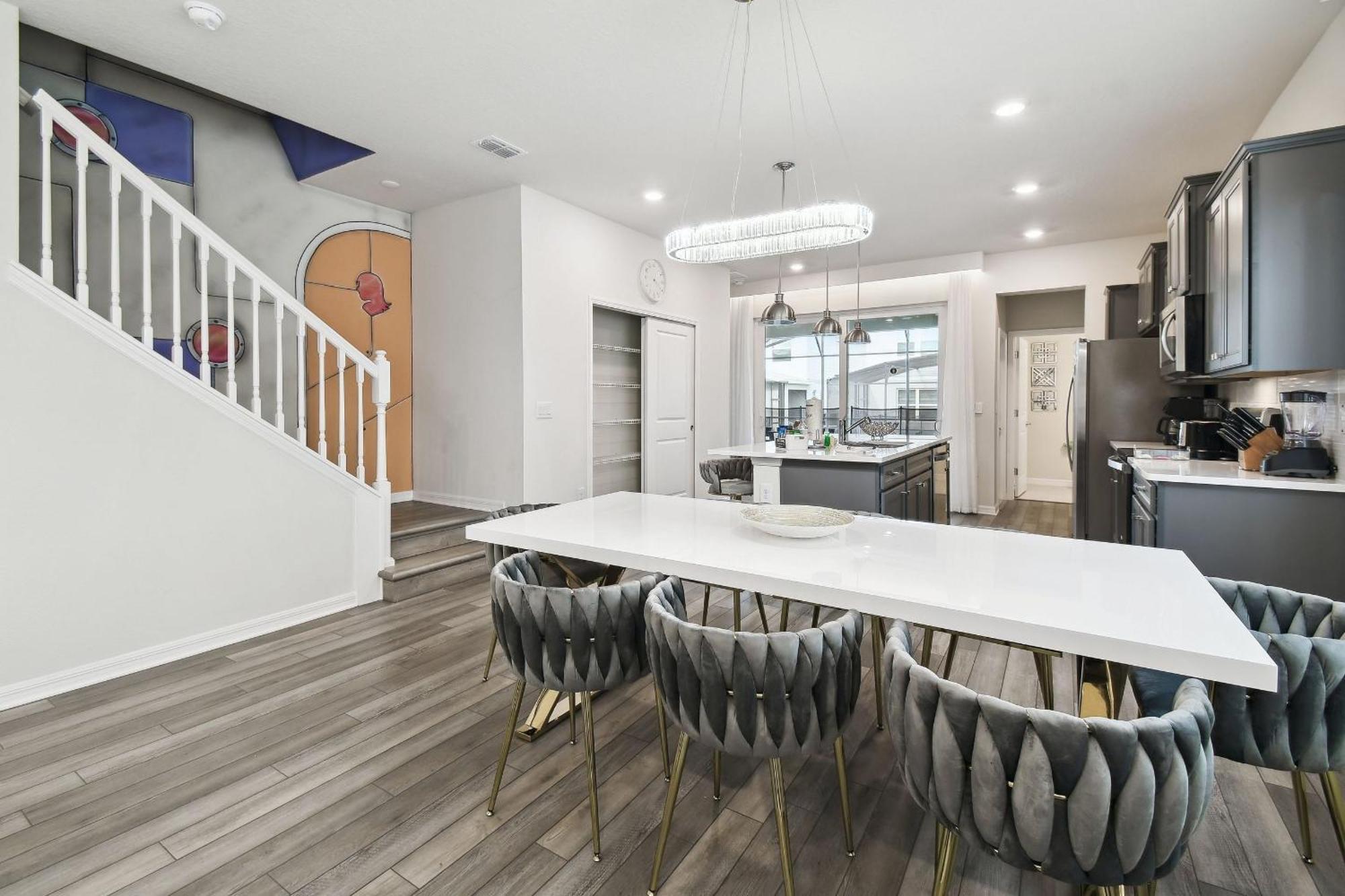 5 Bd En-suites, Game Room, Heated Pool, Sleeps 14 Orlando