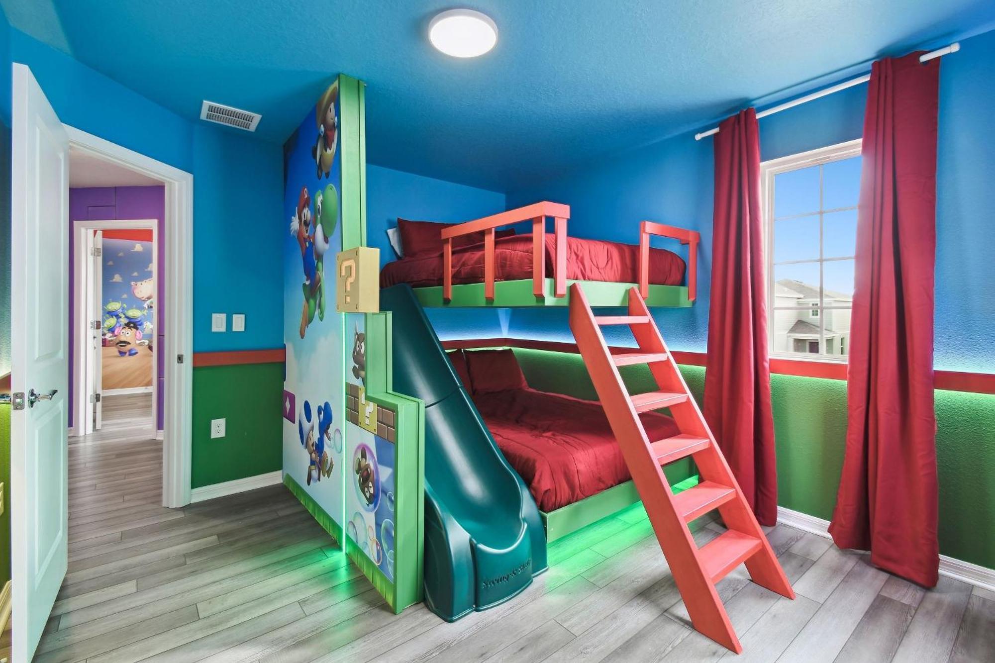 5 Bd En-suites, Game Room, Heated Pool, Sleeps 14 Holiday home Orlando