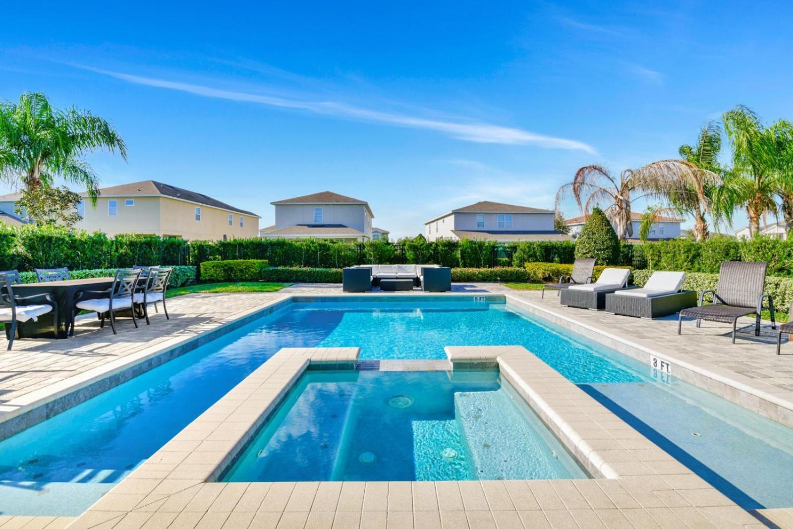 Holiday home Luxurious Near With Private Pool & Encore Water Park Access By Rentyl - 520b *