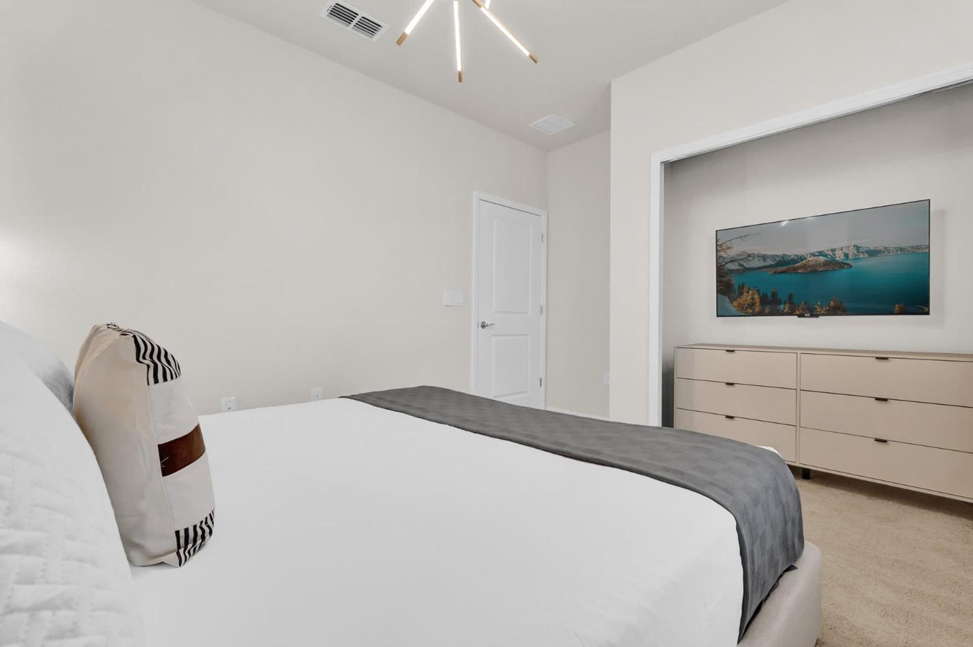 Modern 5br With Pool