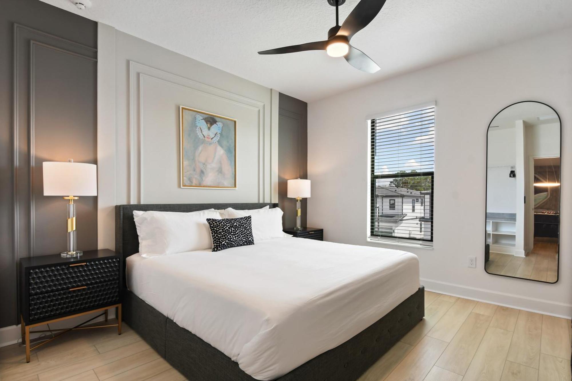 Luxurious 15br With View & Game/theater Holiday home *