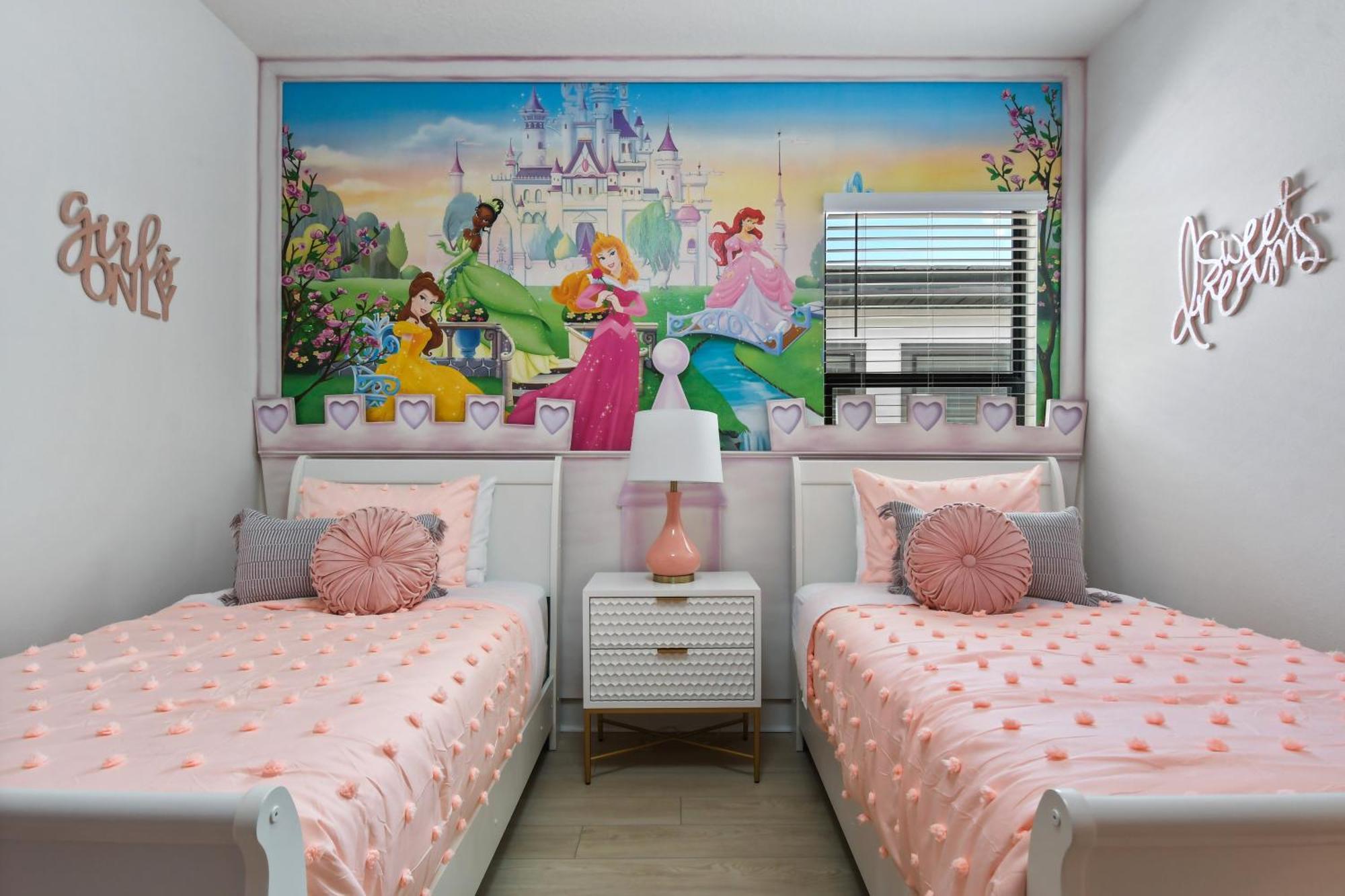 Luxurious 15br With View & Game/theater * Orlando