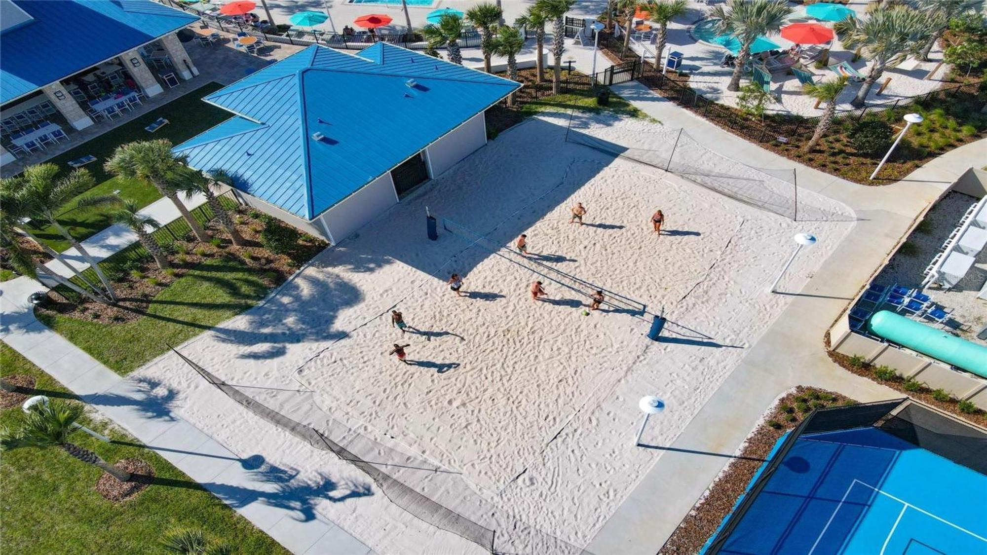 Modern W/ Pool, & Arcade Access Orlando