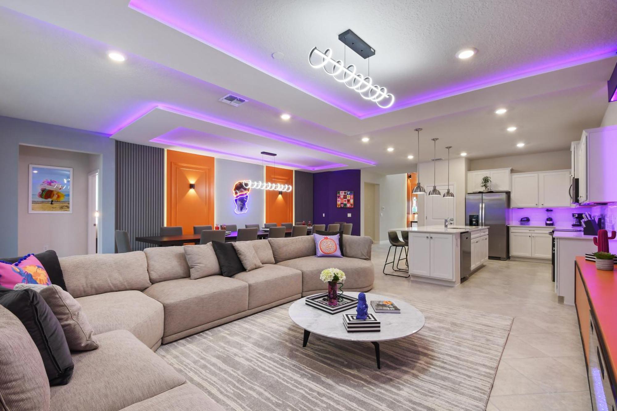 Modern W/ Pool, & Arcade Access Orlando