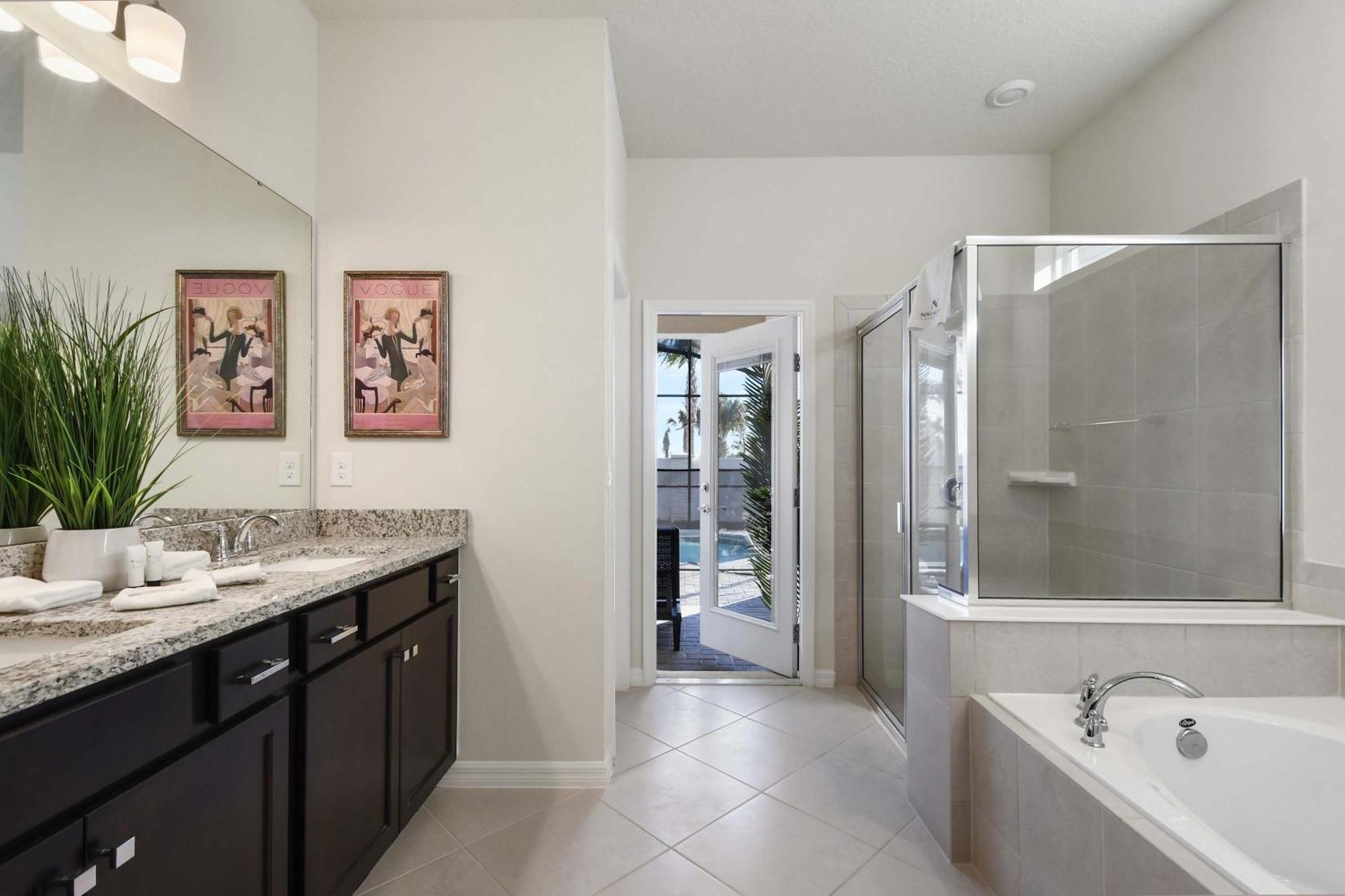 Luxurious Windsor Cay Retreat With Theater & Pool Orlando