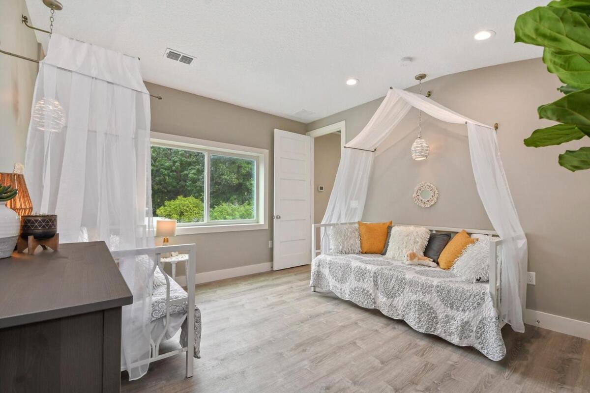 Great Outdoor Area * Orlando