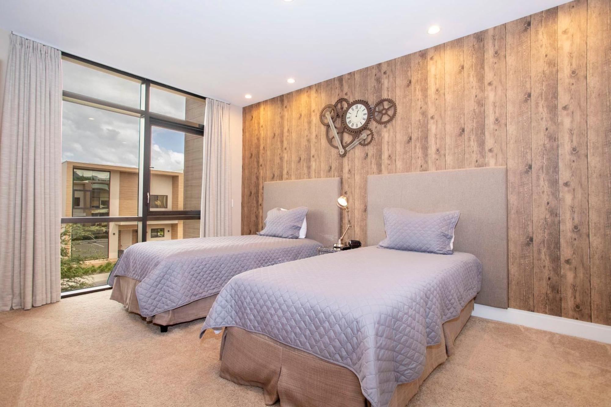 Holiday home Luxury 4 Bedroom Close To Disney 7487