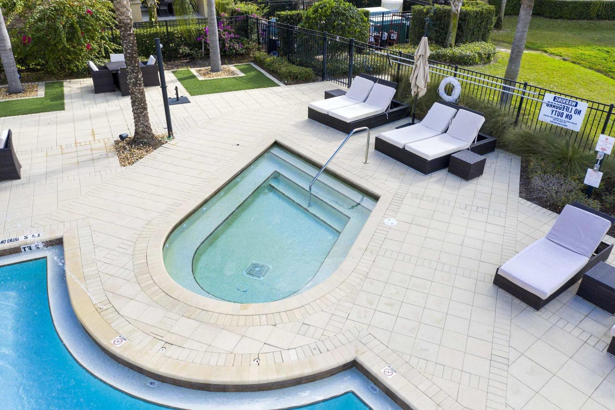 Gorgeous 4 Bd Close To @ Magic Village 3114 * Orlando