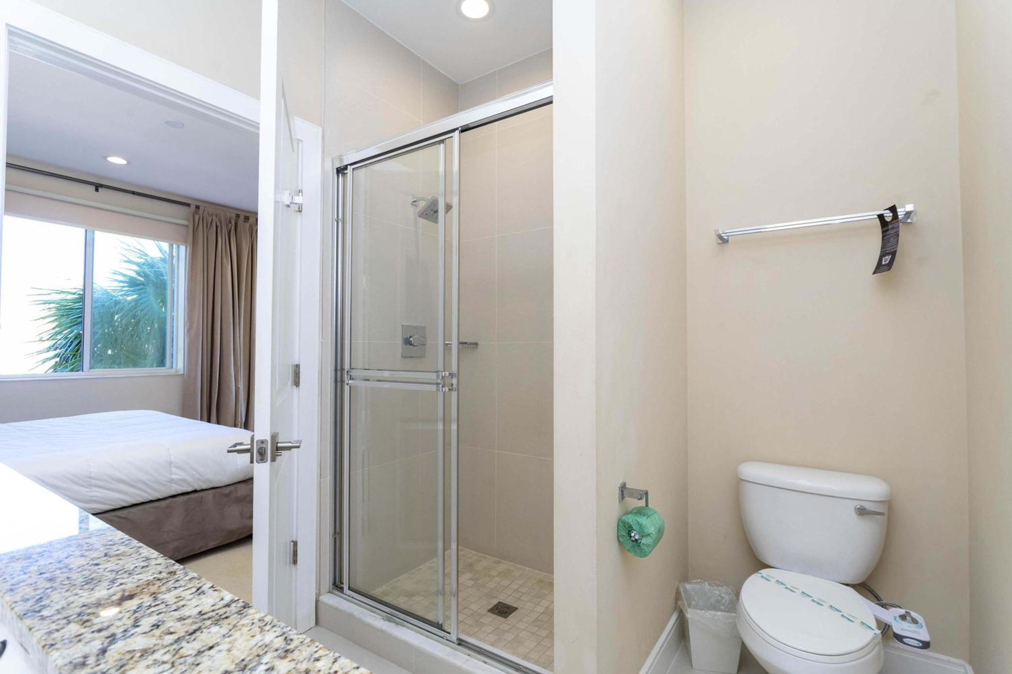 Gorgeous 4 Bd Close To @ Magic Village 3114 Holiday home *