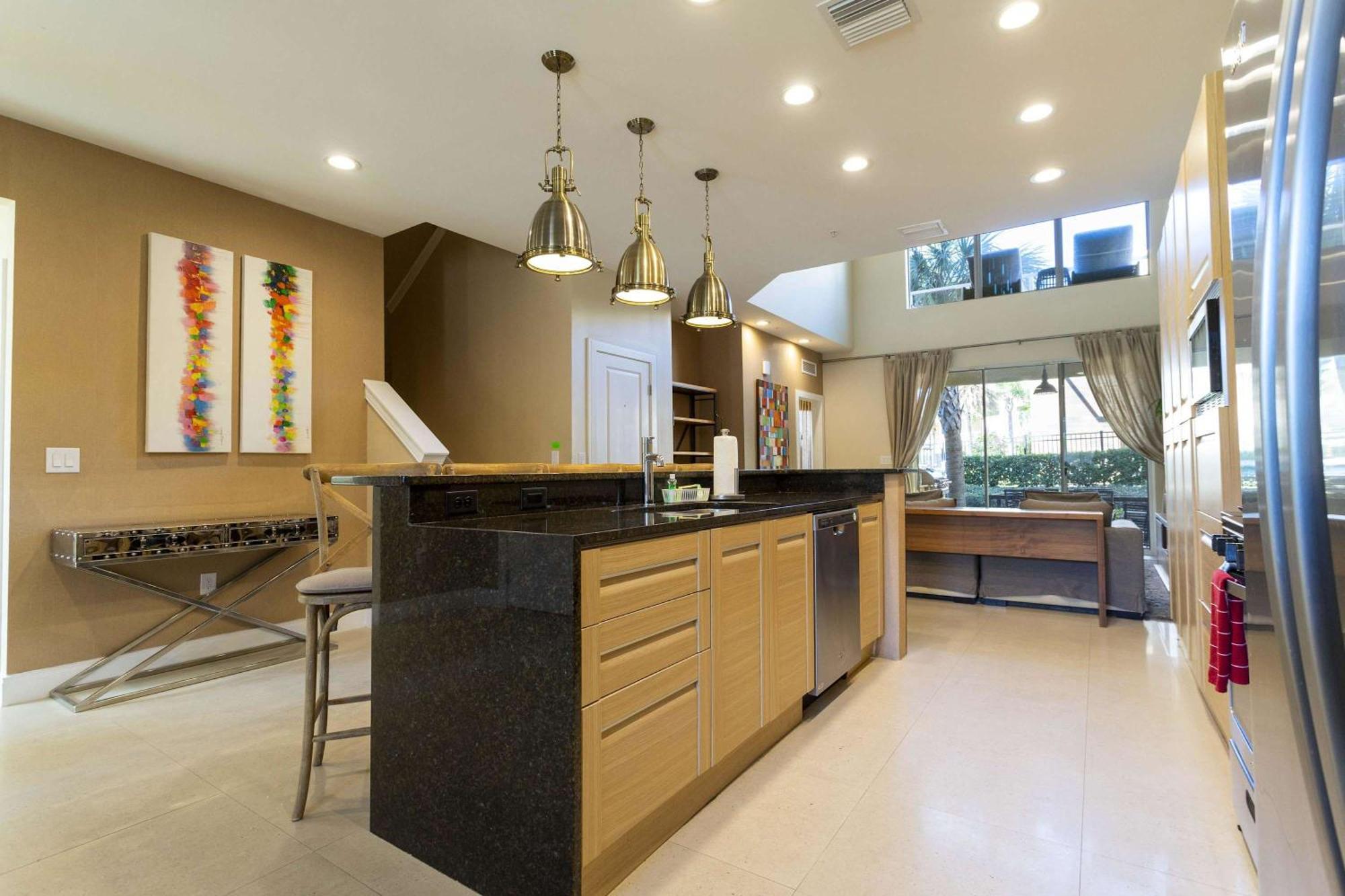 Gorgeous 4 Bd Close To @ Magic Village 3114 Orlando