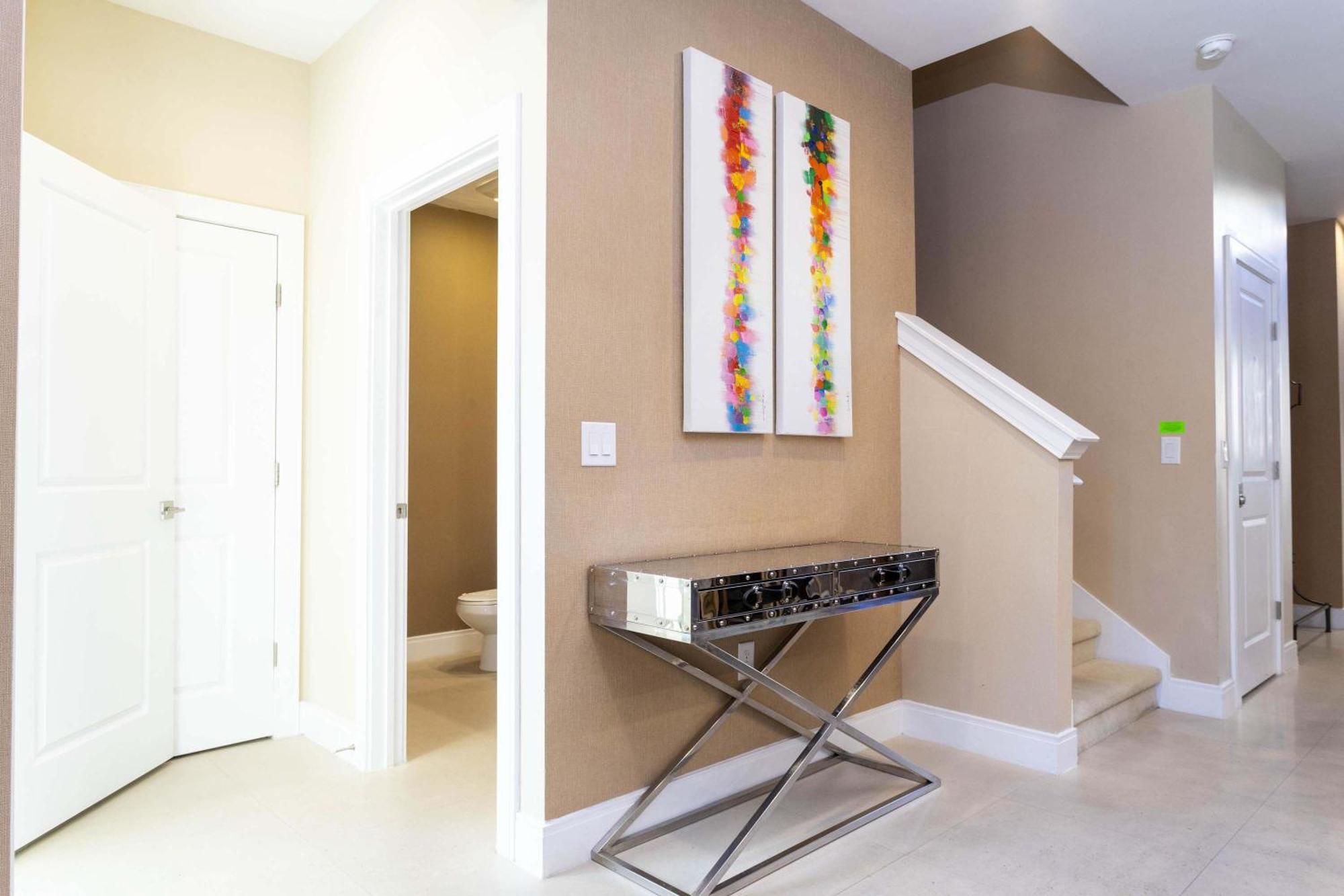 Gorgeous 4 Bd Close To @ Magic Village 3114