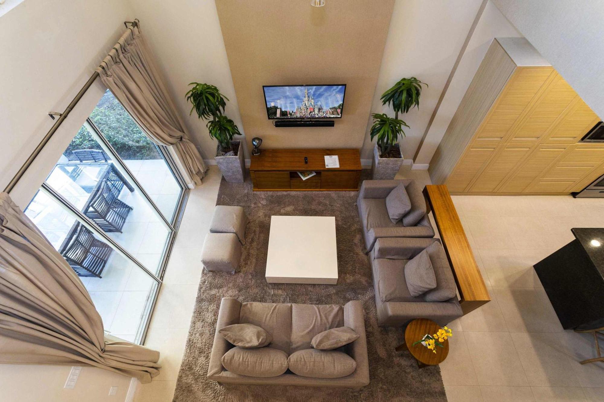 Gorgeous 4 Bd Close To @ Magic Village 3114 * Orlando