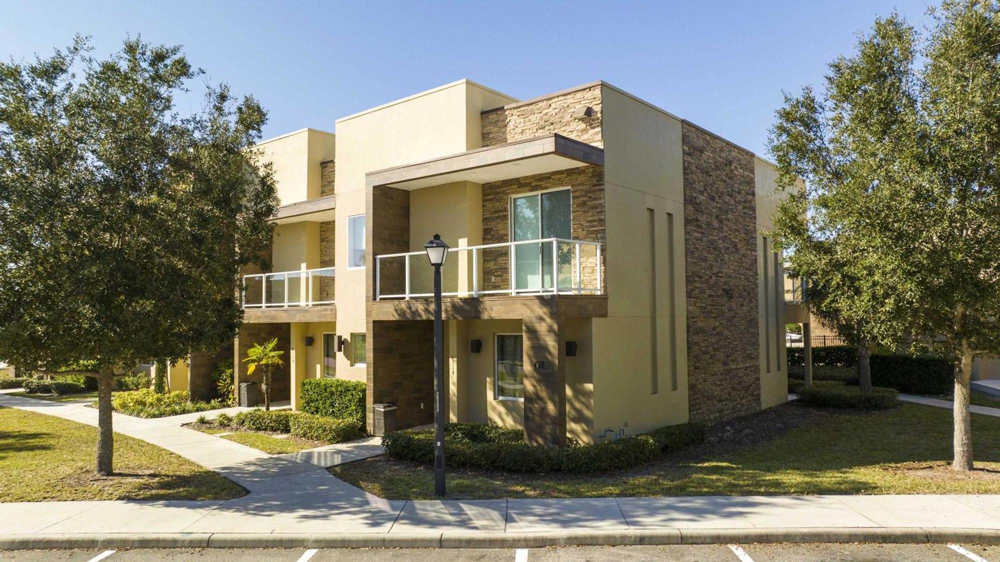 Gorgeous 4 Bd Close To @ Magic Village 3114 Holiday home *