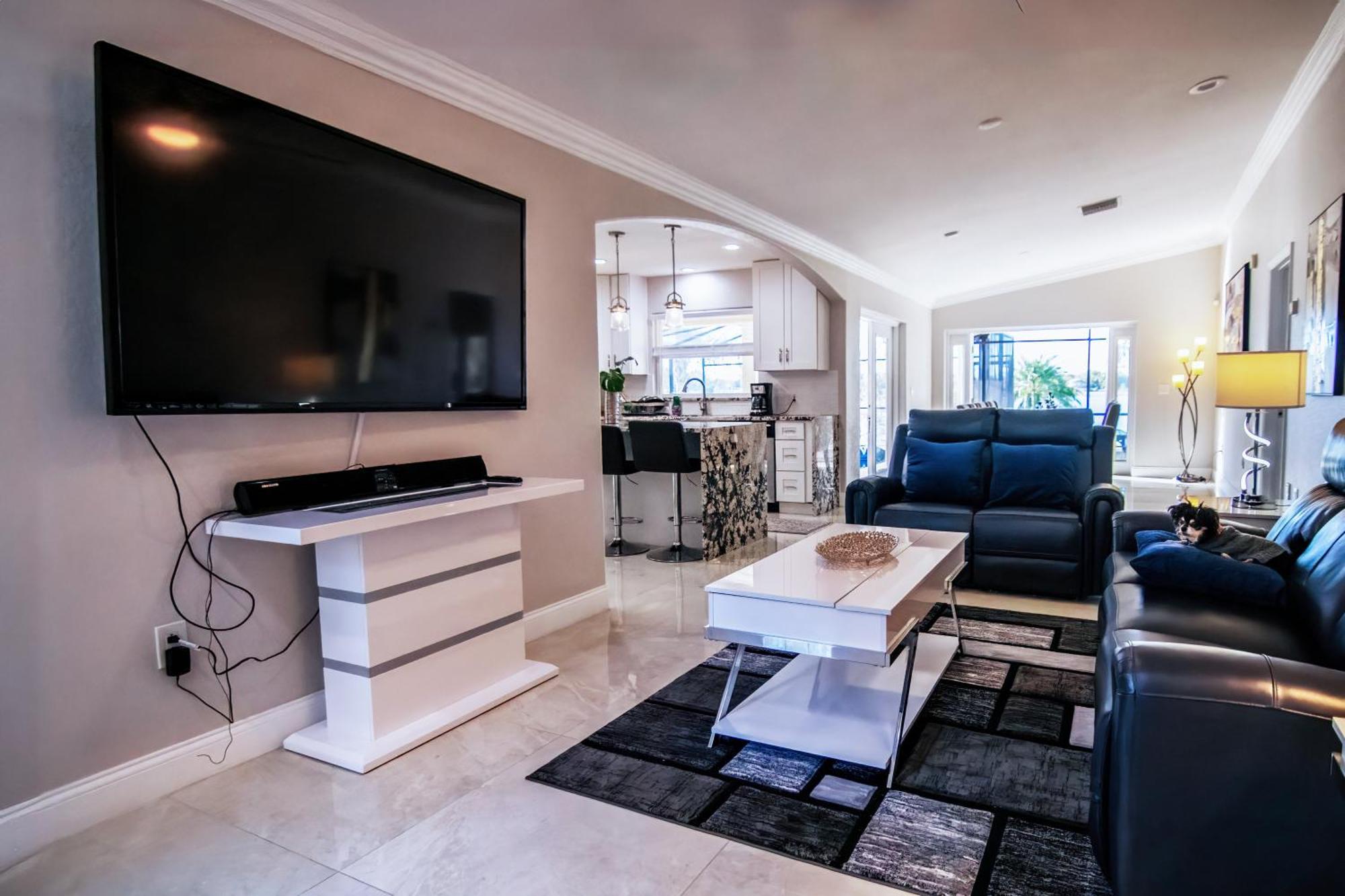 Lakefront House With Pool Near Downtown Holiday home Orlando