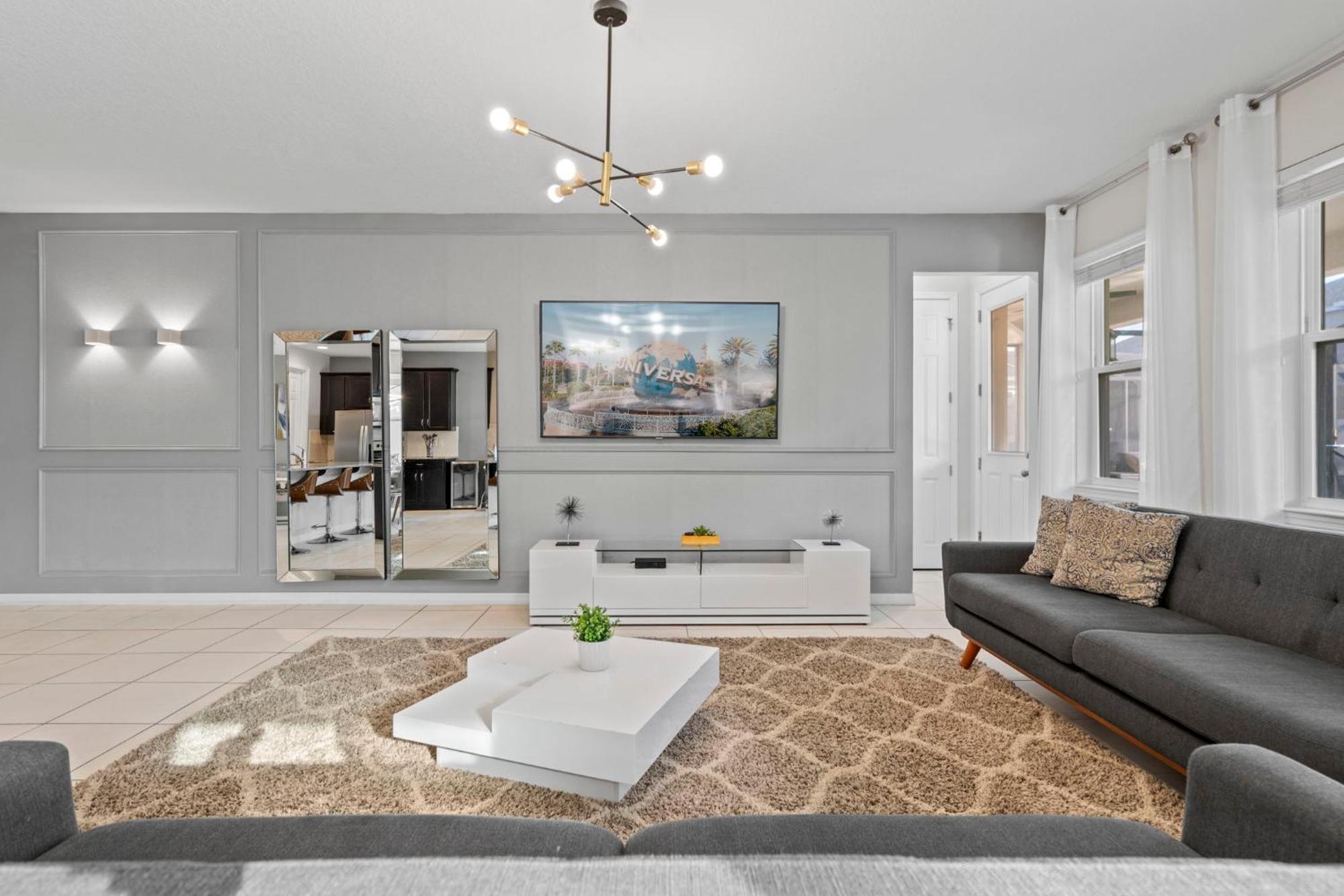 7 Bedrooms - 6,5 Bathrooms - Solara 9024 Fk Orlando