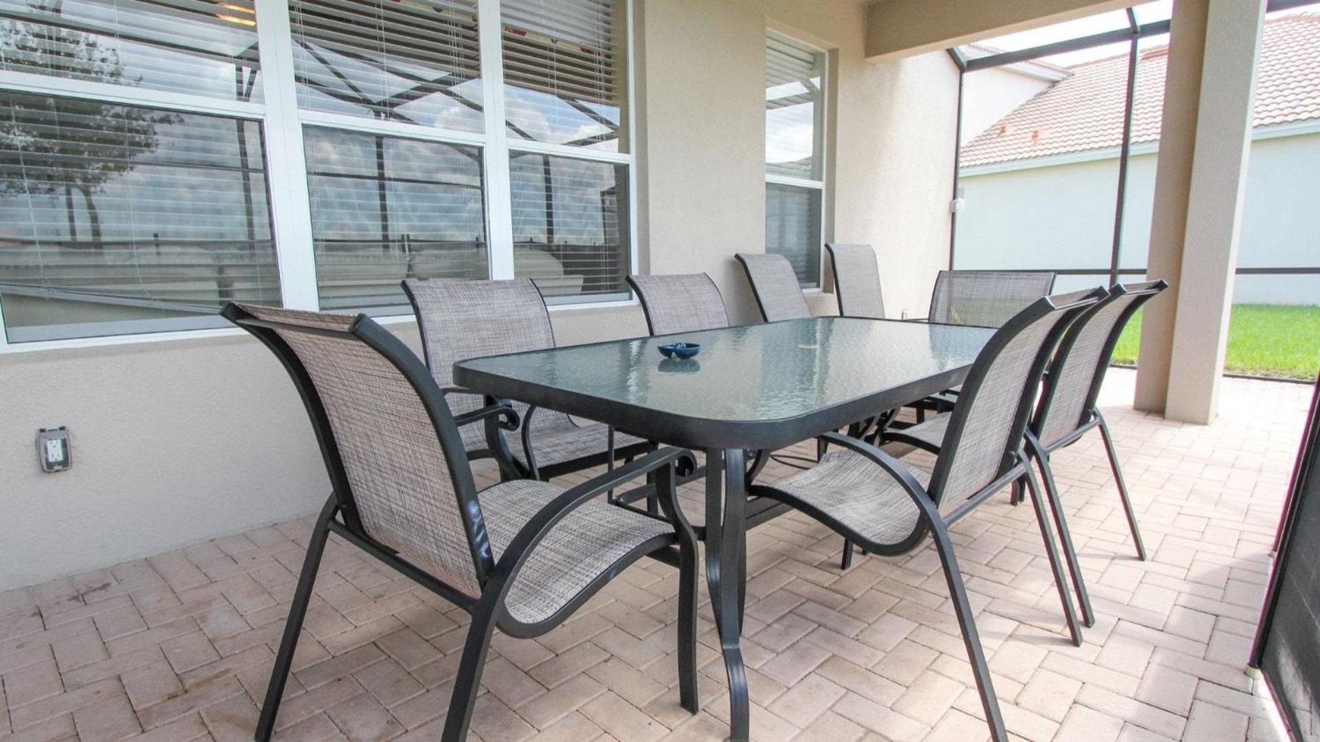 Luxury 6 Bedroom In Windsor Hill