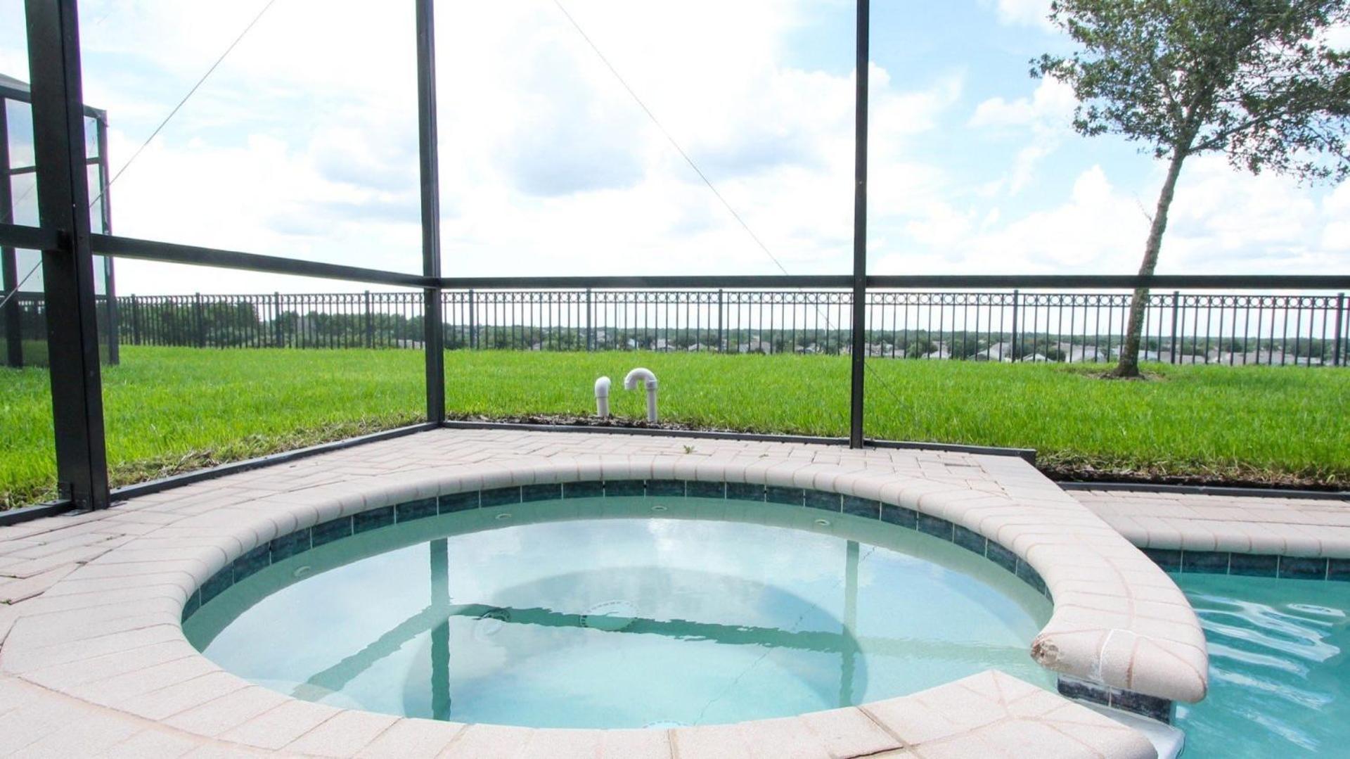 Luxury 6 Bedroom In Windsor Hill Holiday home