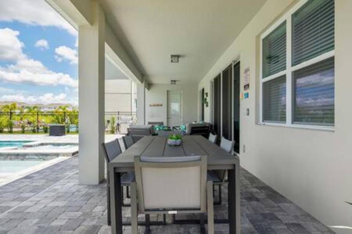 Holiday home Luxury Retreat 8bd - Close To
