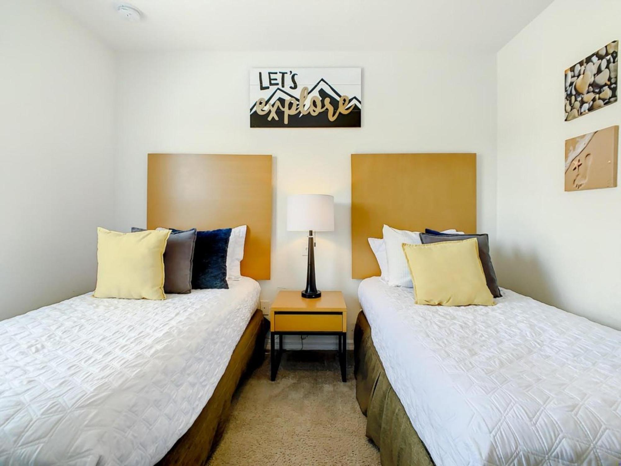 Luxury Townhome Near W/ Amenities Orlando