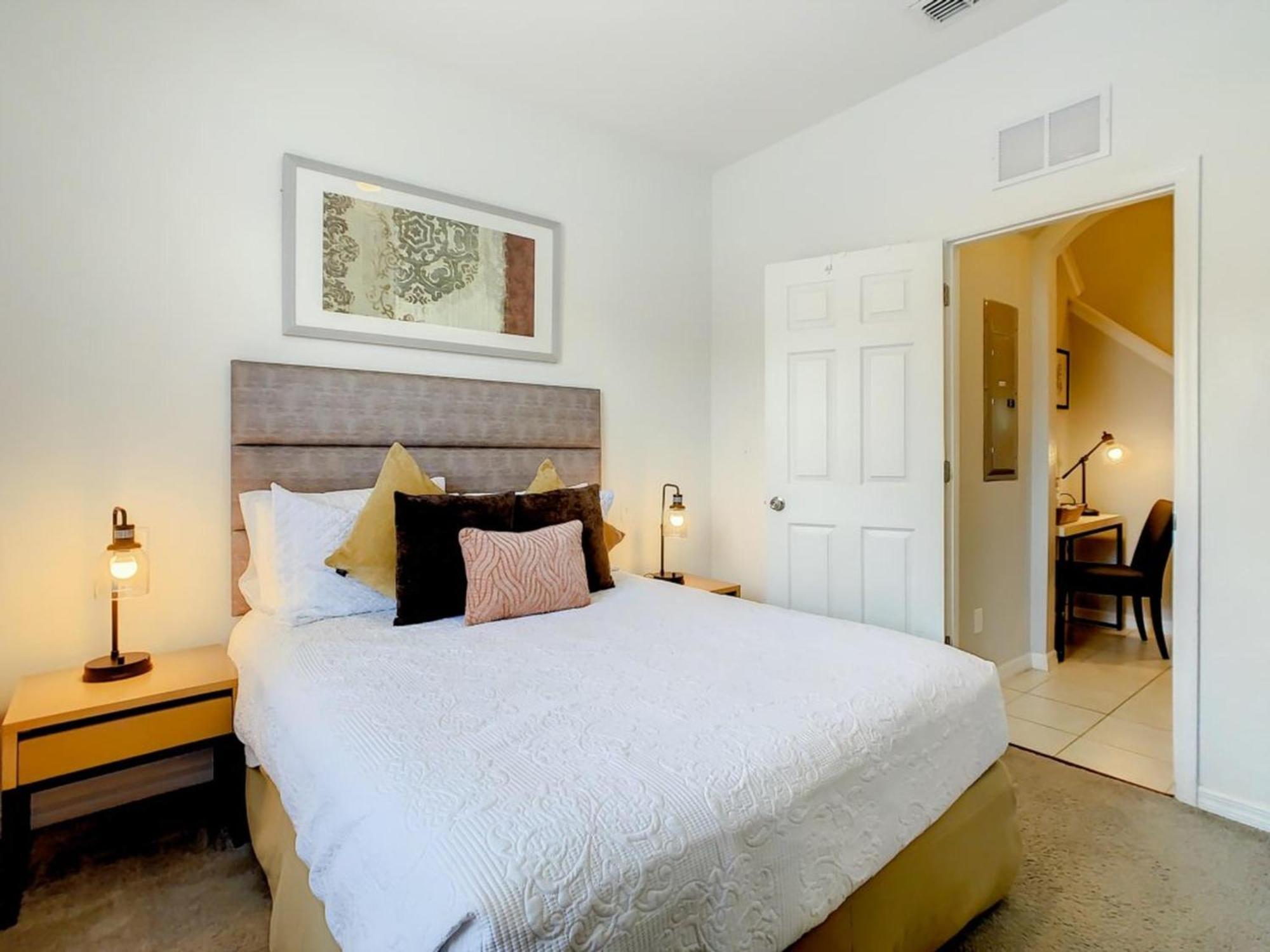 Luxury Townhome Near W/ Amenities Apartment Orlando