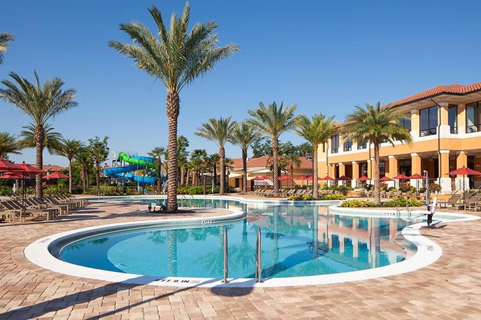 Apartment Luxury Townhome Near W/ Amenities