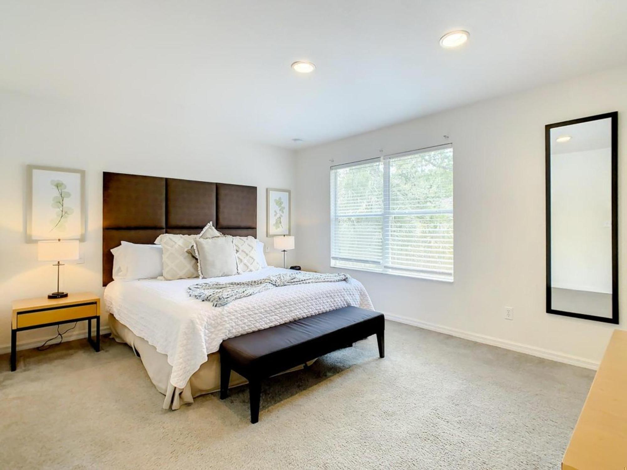 Luxury Townhome Near W/ Amenities Apartment *
