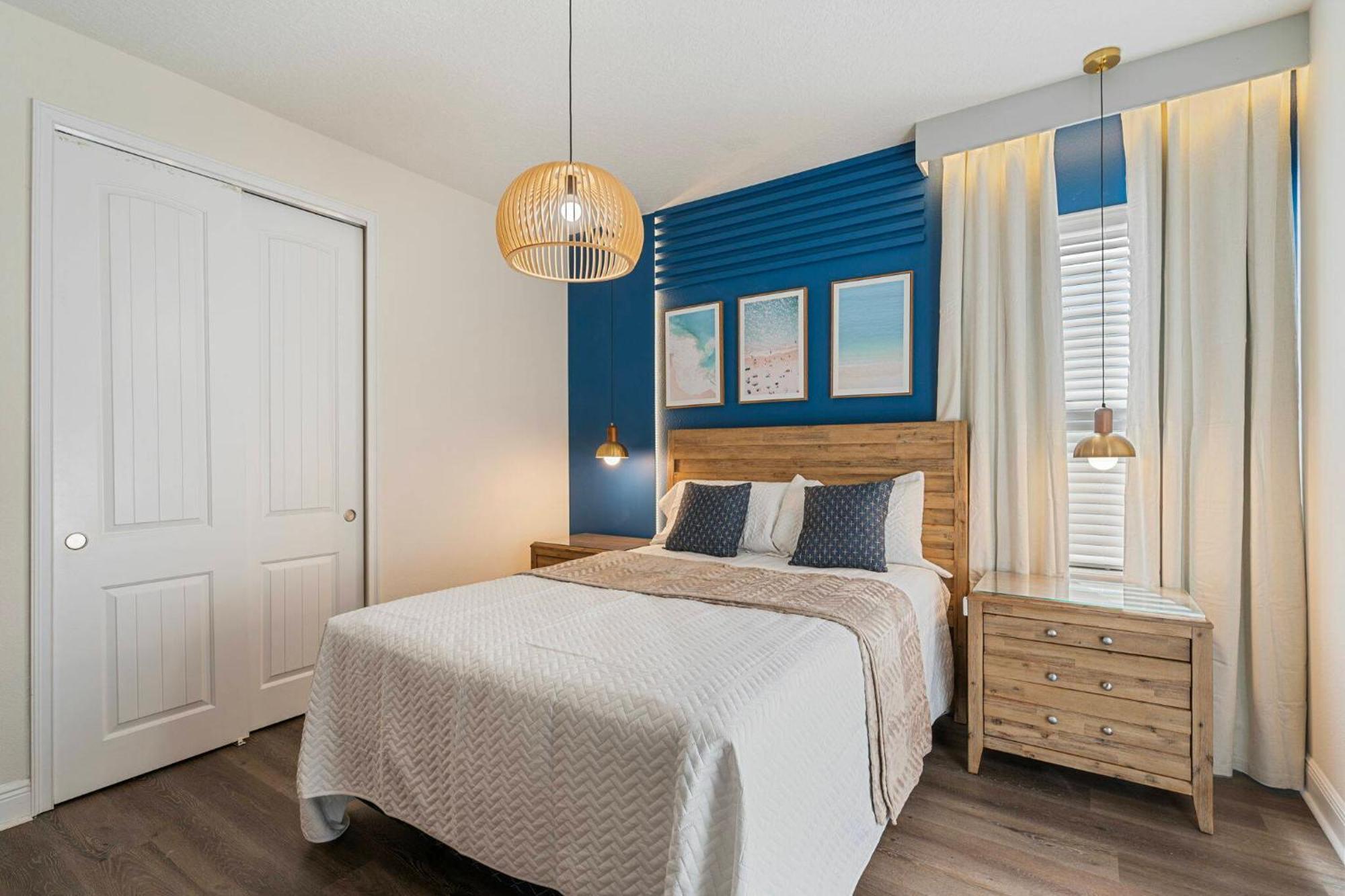 Awsome 8 Bd 6.5 Ba Sleeps 20 Encore Orlando