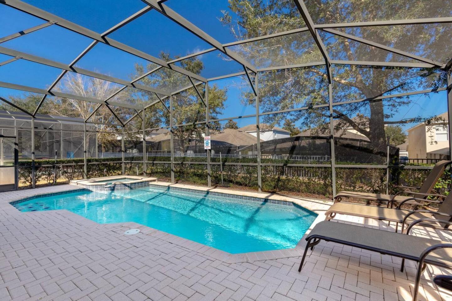 7782 Basnett Circle 4bed