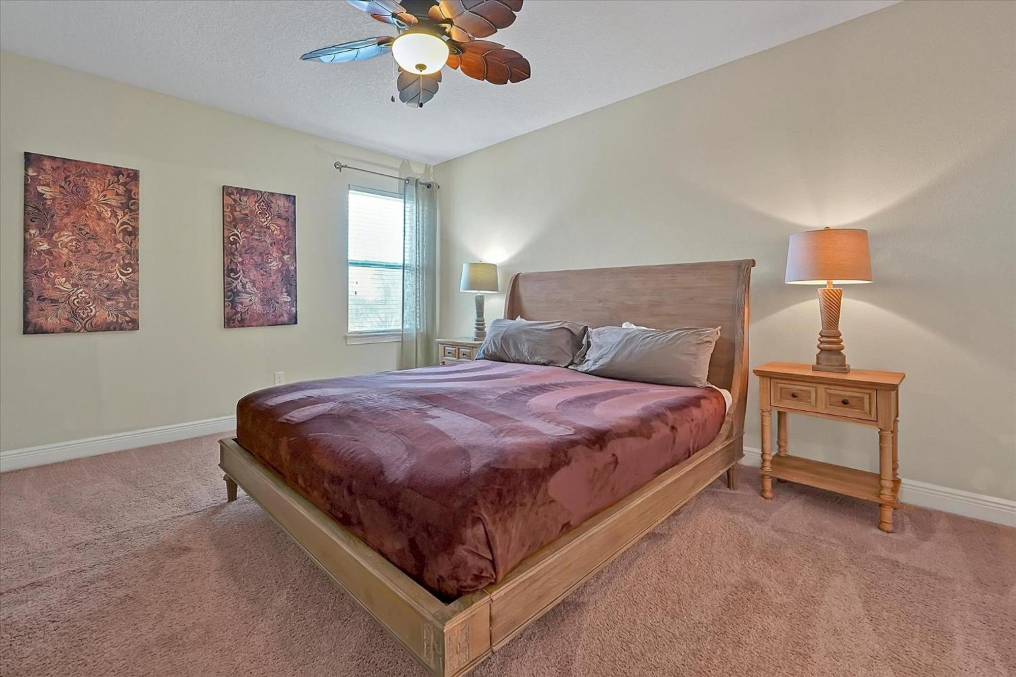 261 Lasso Drive 6bed * Orlando