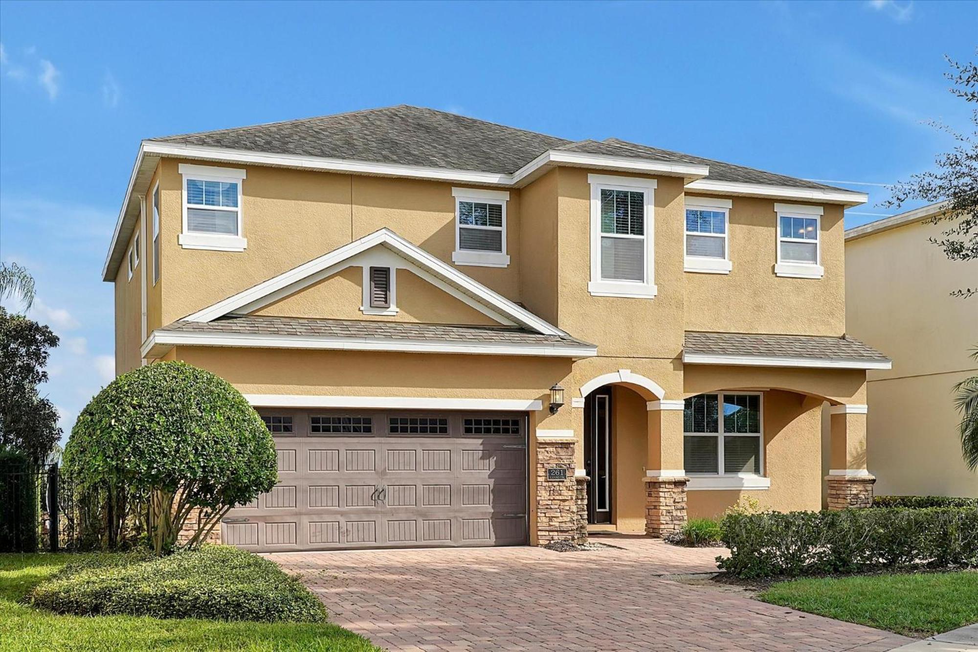 261 Lasso Drive 6bed * Orlando