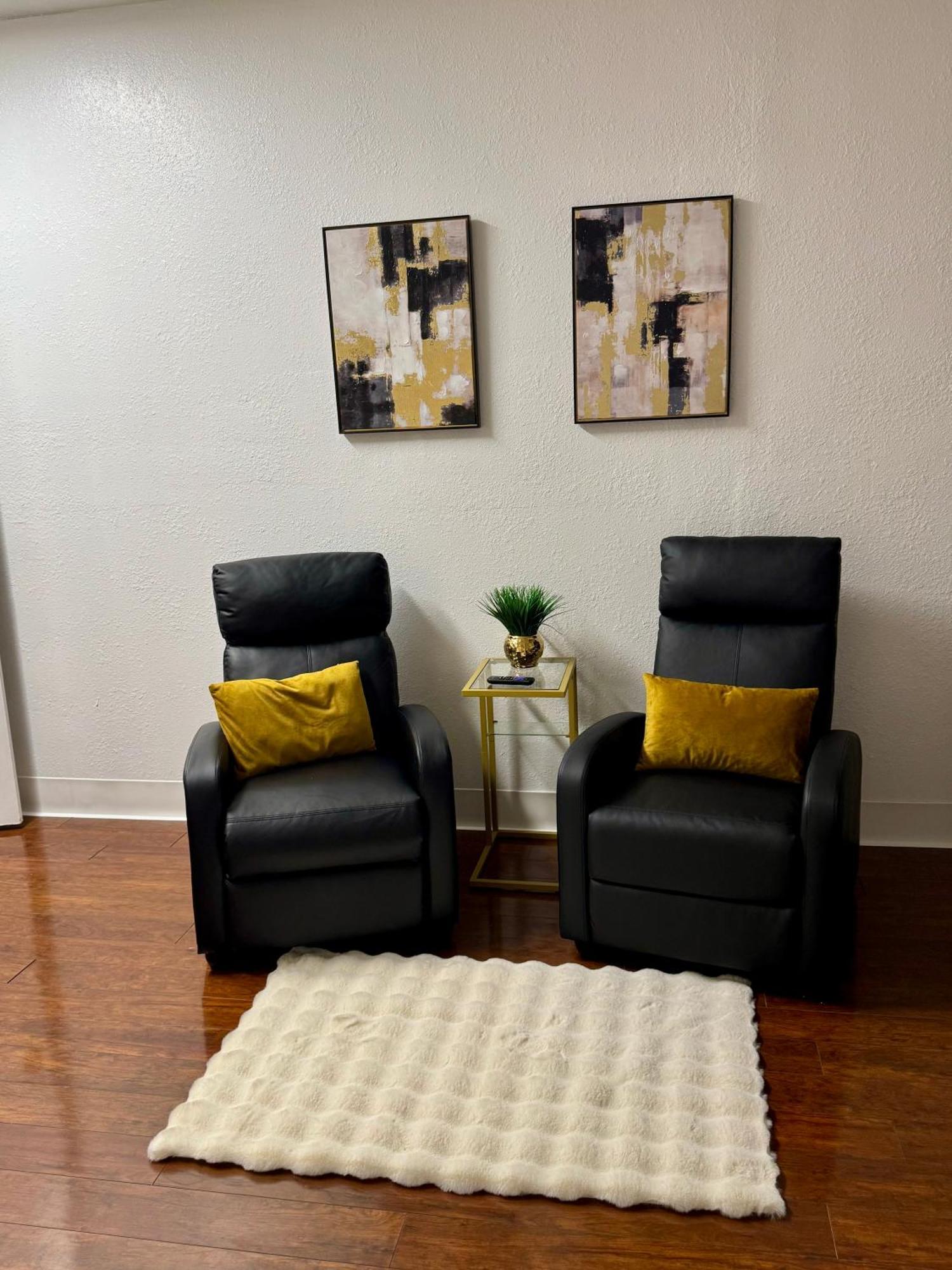 Yania's Cozy Getaway Apartment Orlando