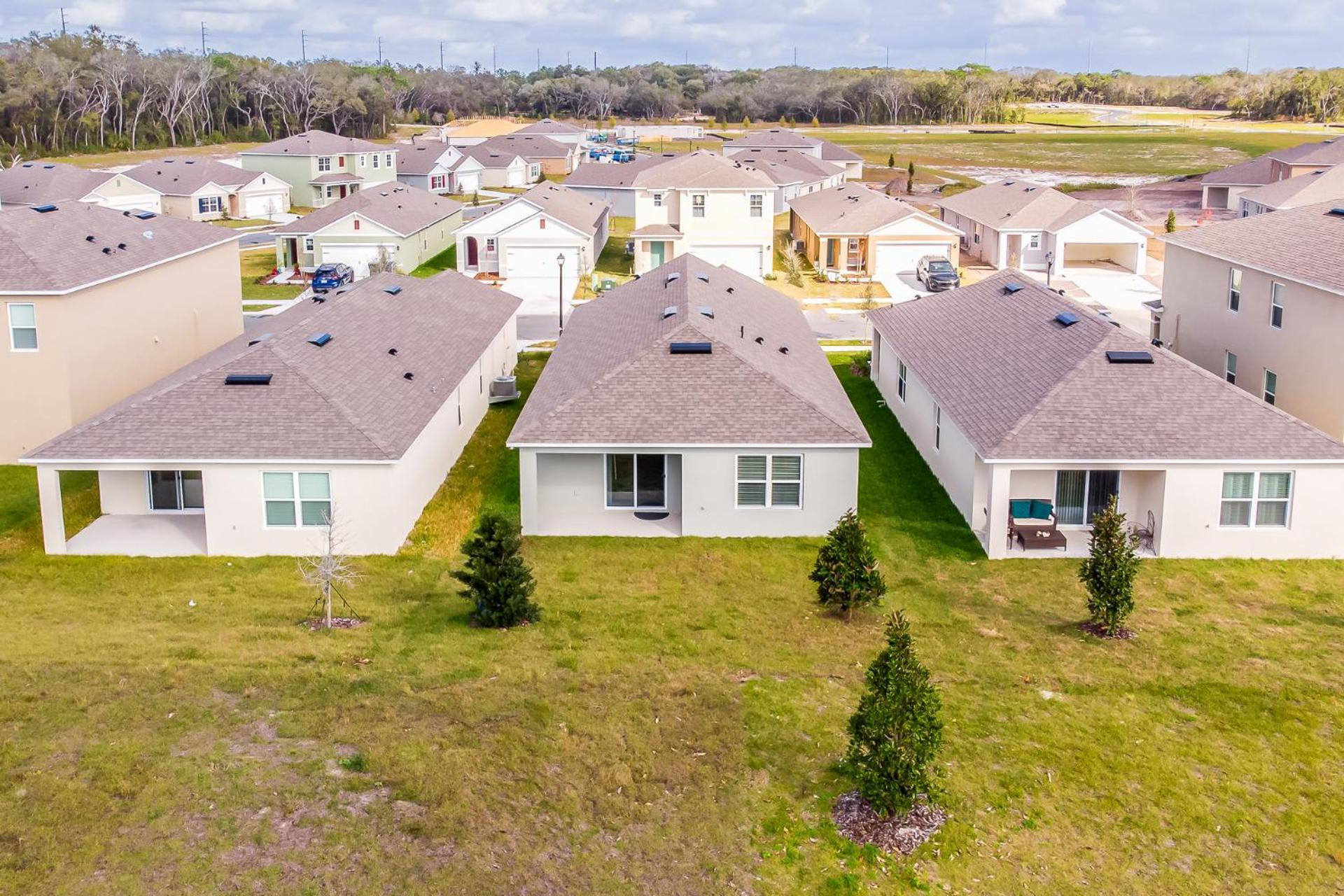 Entire House Close To Holiday home