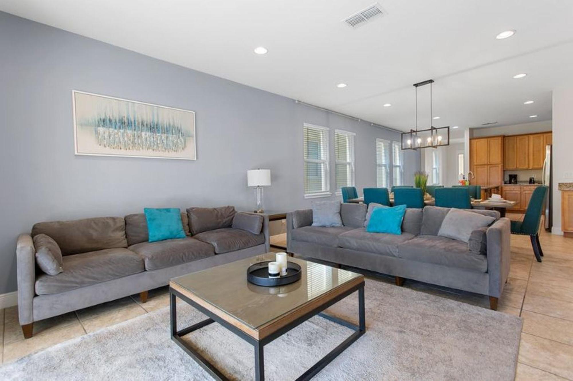 361 8 Pc Perfect With Private Pool *
