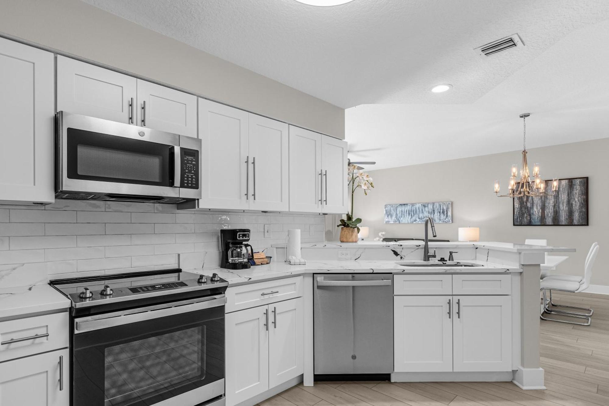 3 Bedroom Spacious At Worldquest Near Disney- 2680 *