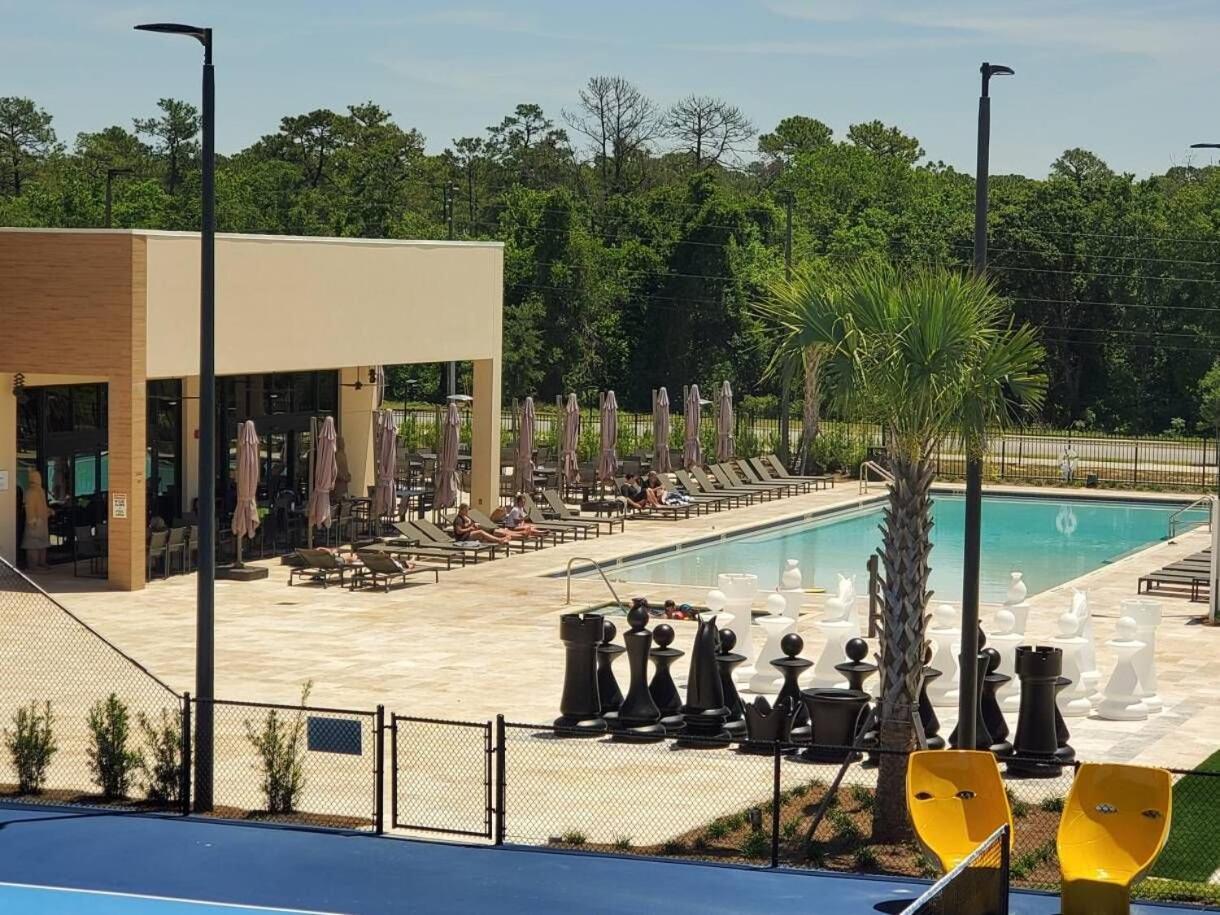 7564 Magic Village 3 Jacuzzi 6min