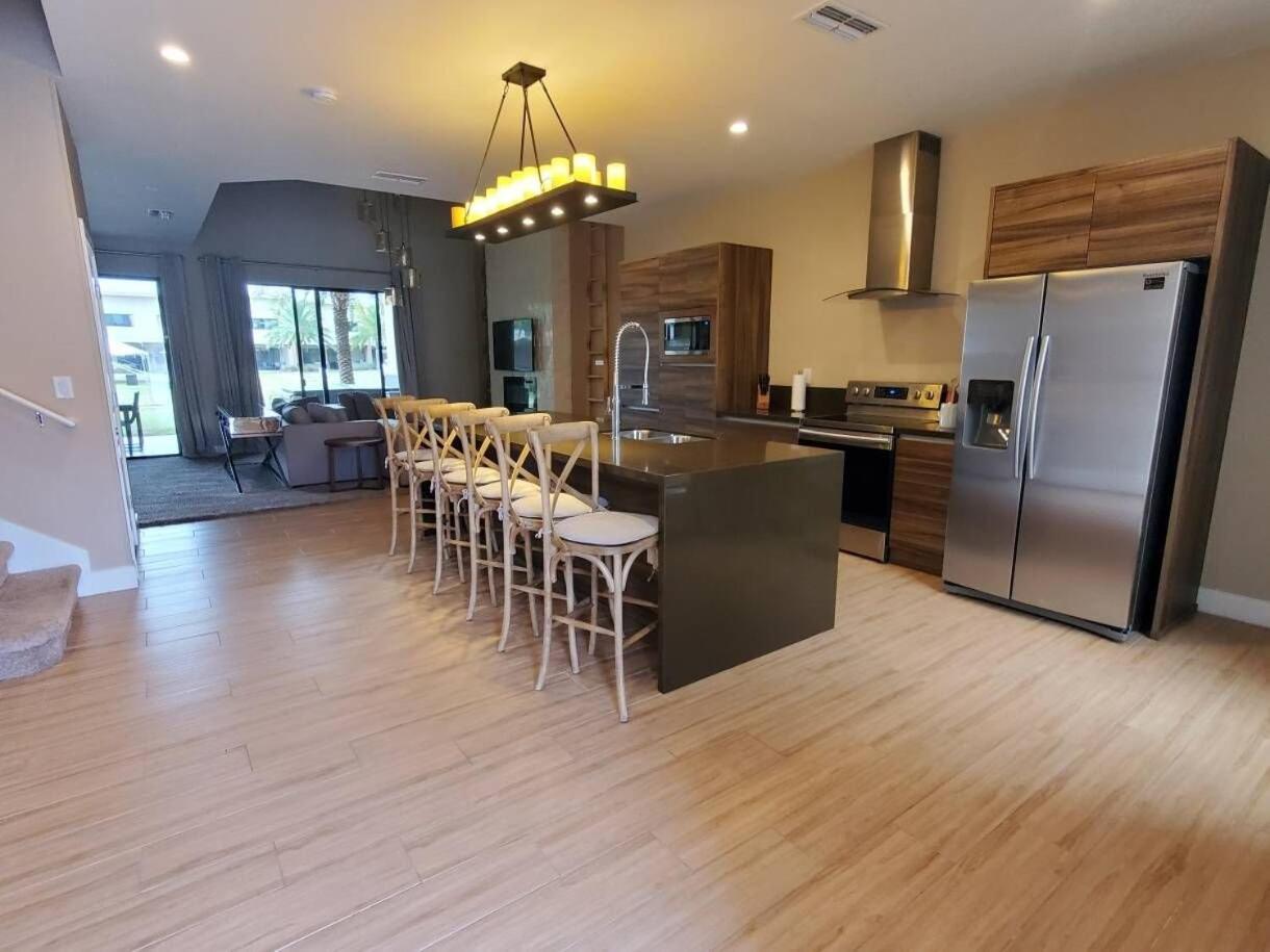 Holiday home 7564 Magic Village 3 Jacuzzi 6min Orlando