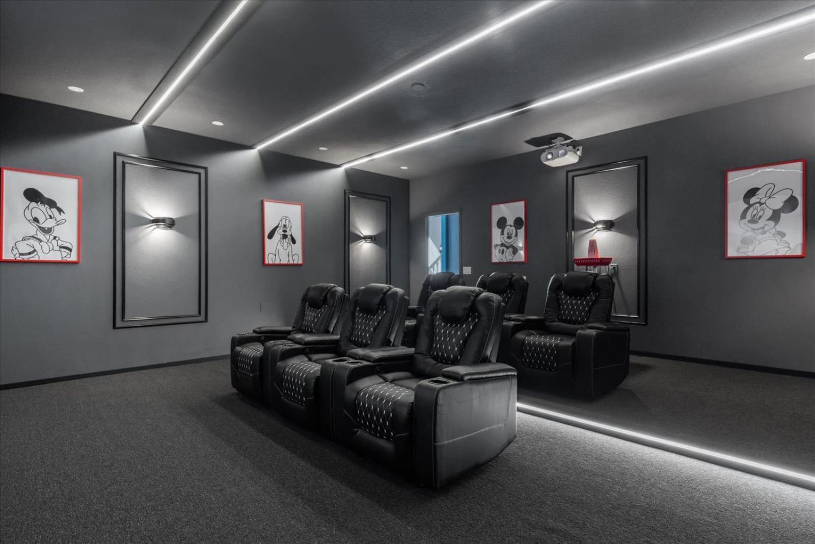 Holiday home Luxury 5 Bedroom Family With Pool Theater And Arcade Near Orlando