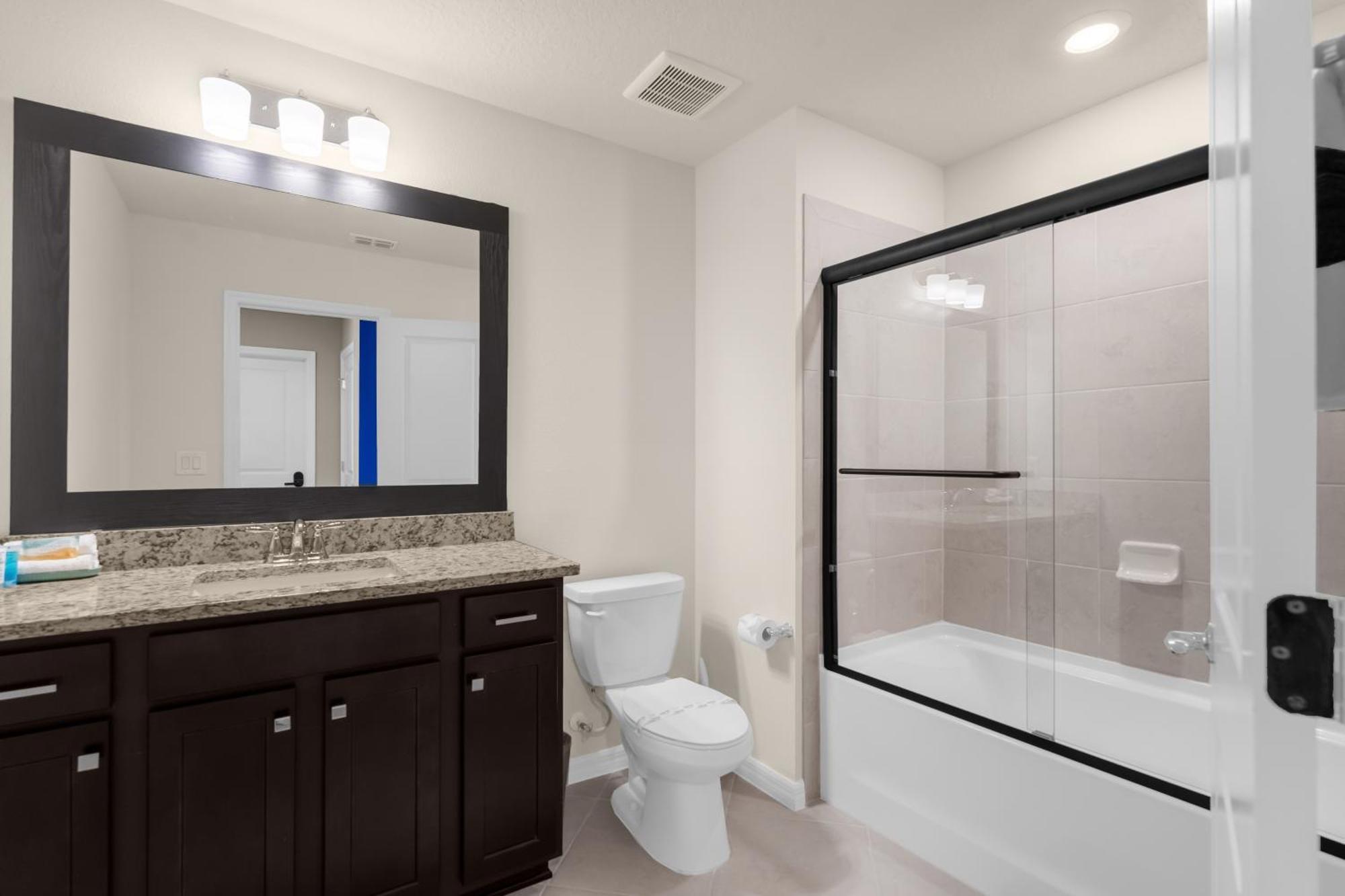 Luxury 5 Bedroom Family With Pool Theater And Arcade Near Holiday home Orlando