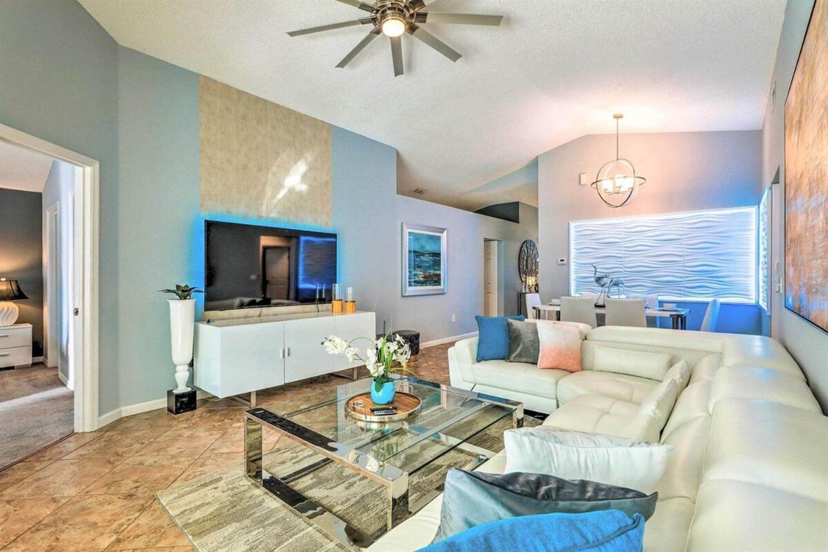 Holiday home Florida Star Wars Villa, Poolside Cinema *