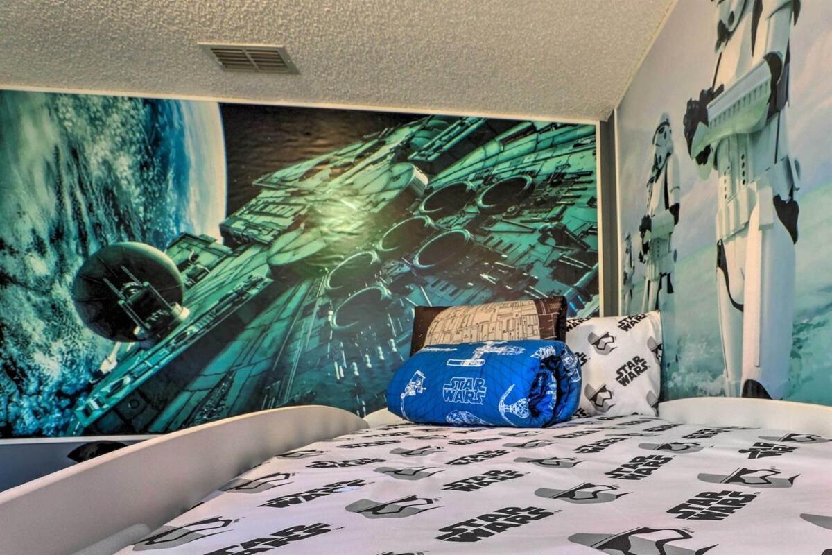 Holiday home Florida Star Wars Villa, Poolside Cinema Orlando