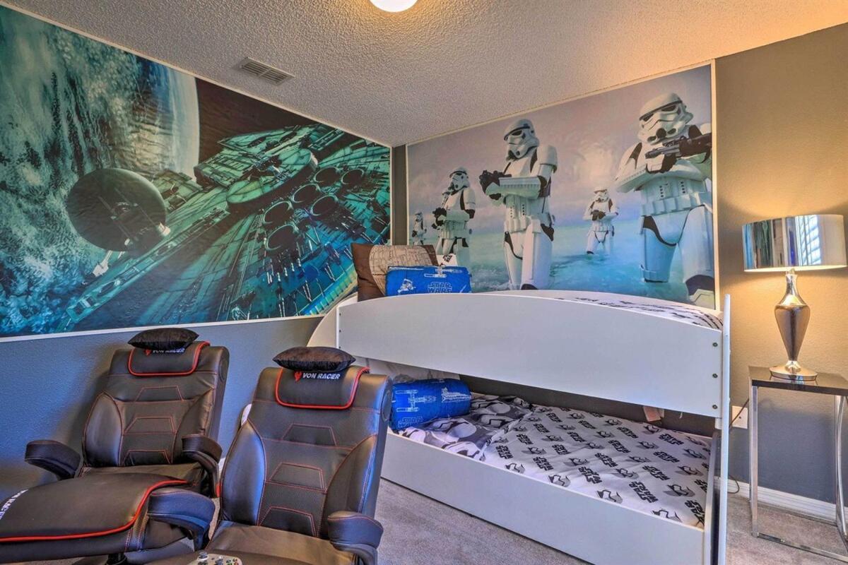 Holiday home Florida Star Wars Villa, Poolside Cinema *