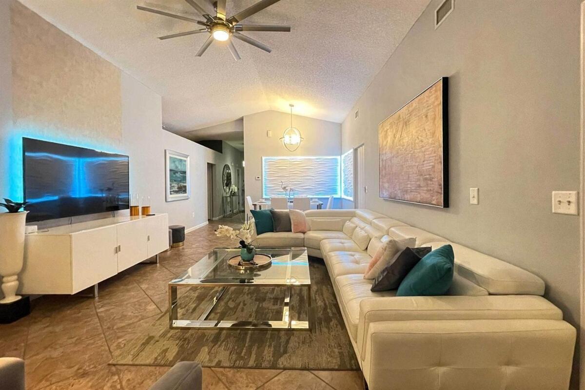 Holiday home Florida Star Wars Villa, Poolside Cinema Orlando