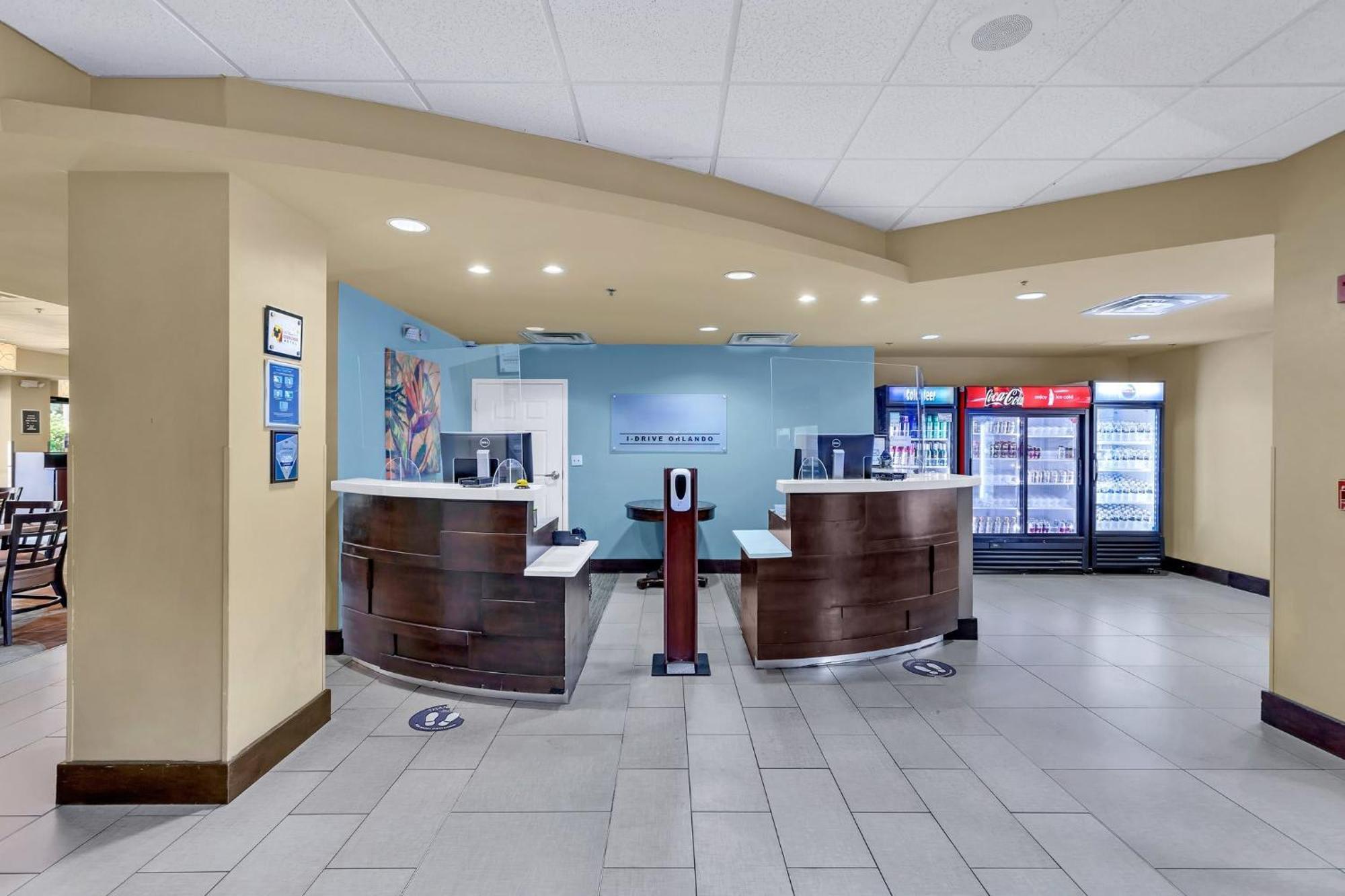 Spacious Queen Near Universal Pool & Hot Tub * Orlando