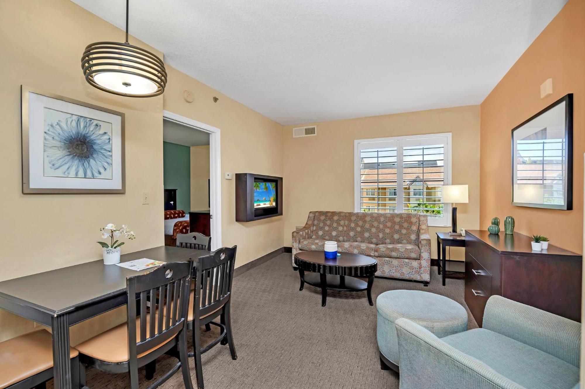 Apartment Spacious Queen Near Universal Pool & Hot Tub Orlando