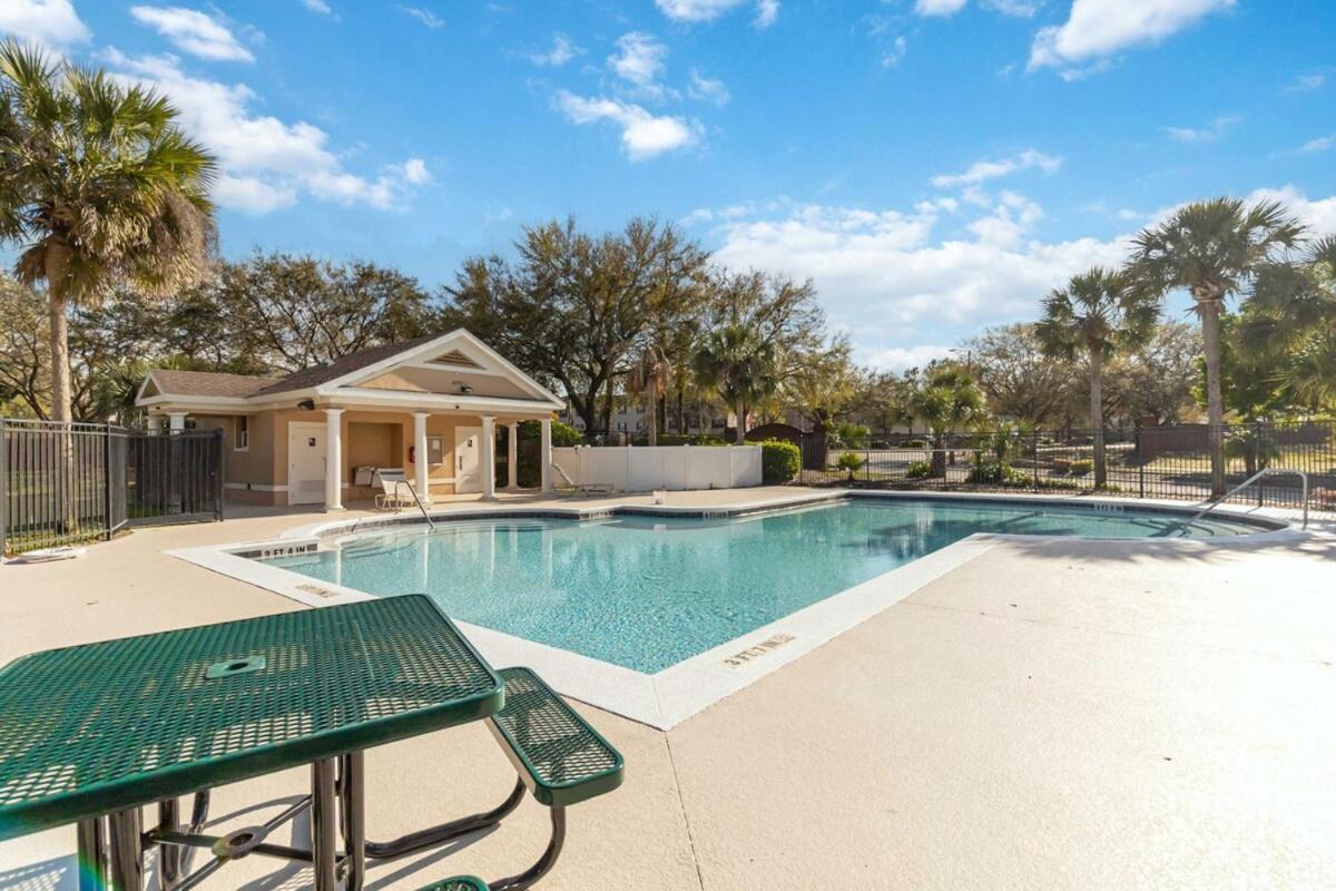 5br Oasis Retreat Near Holiday home Orlando
