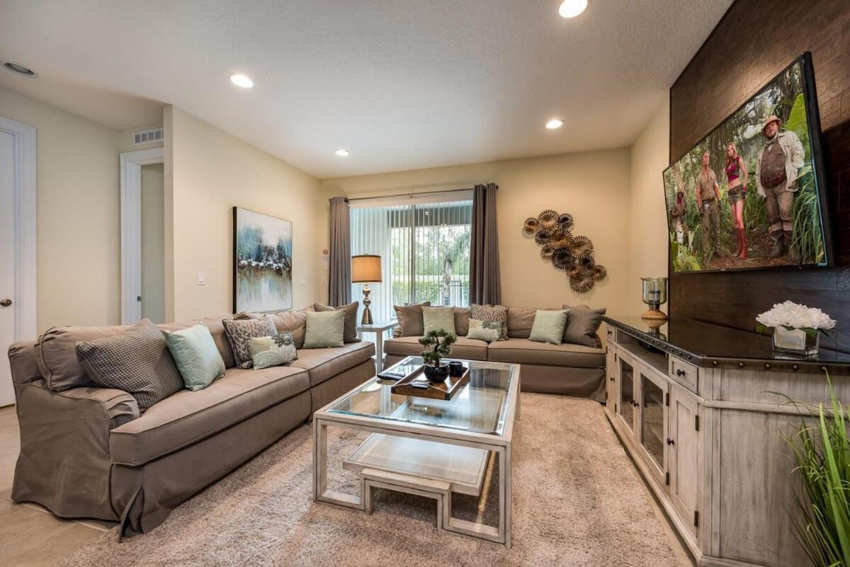 Holiday home Elegant 8br Encore Pool W Gameroom Single Family