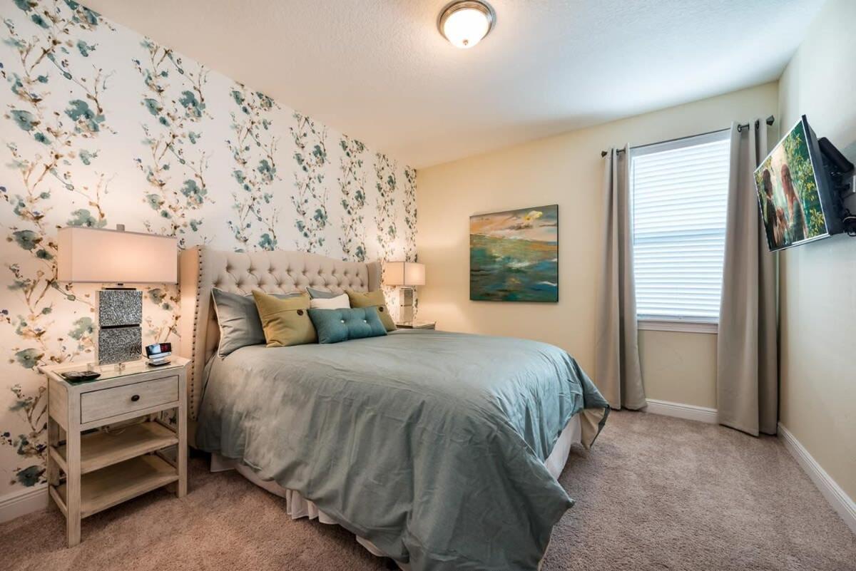 Holiday home Elegant 8br Encore Pool W Gameroom Single Family *
