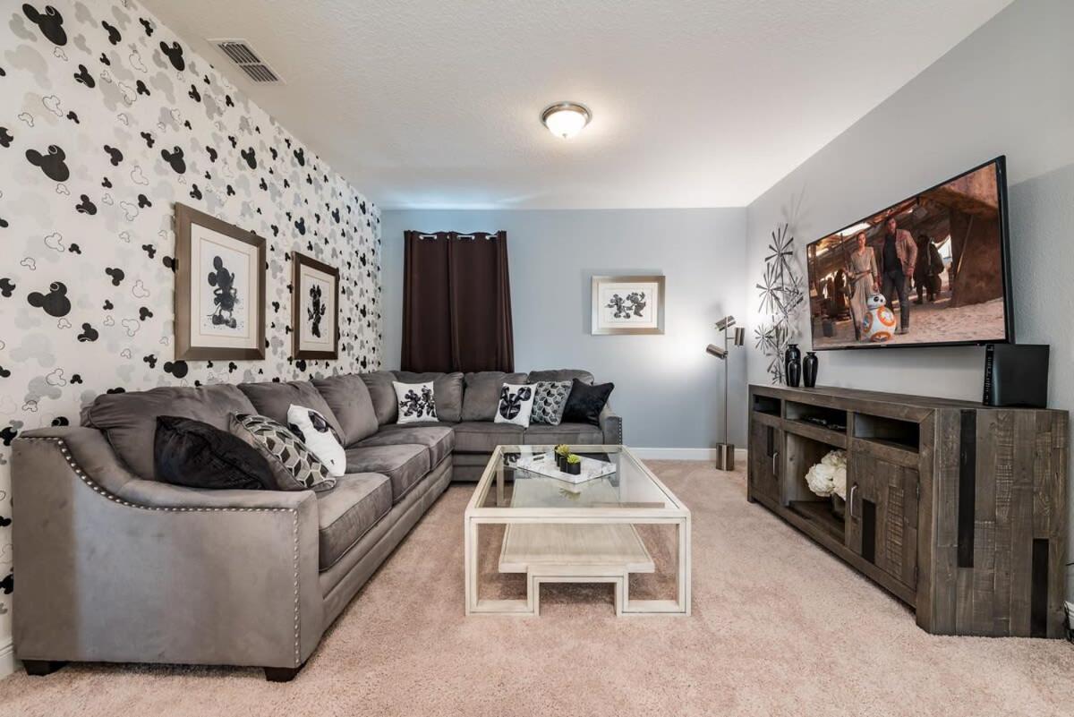 Holiday home Elegant 8br Encore Pool W Gameroom Single Family
