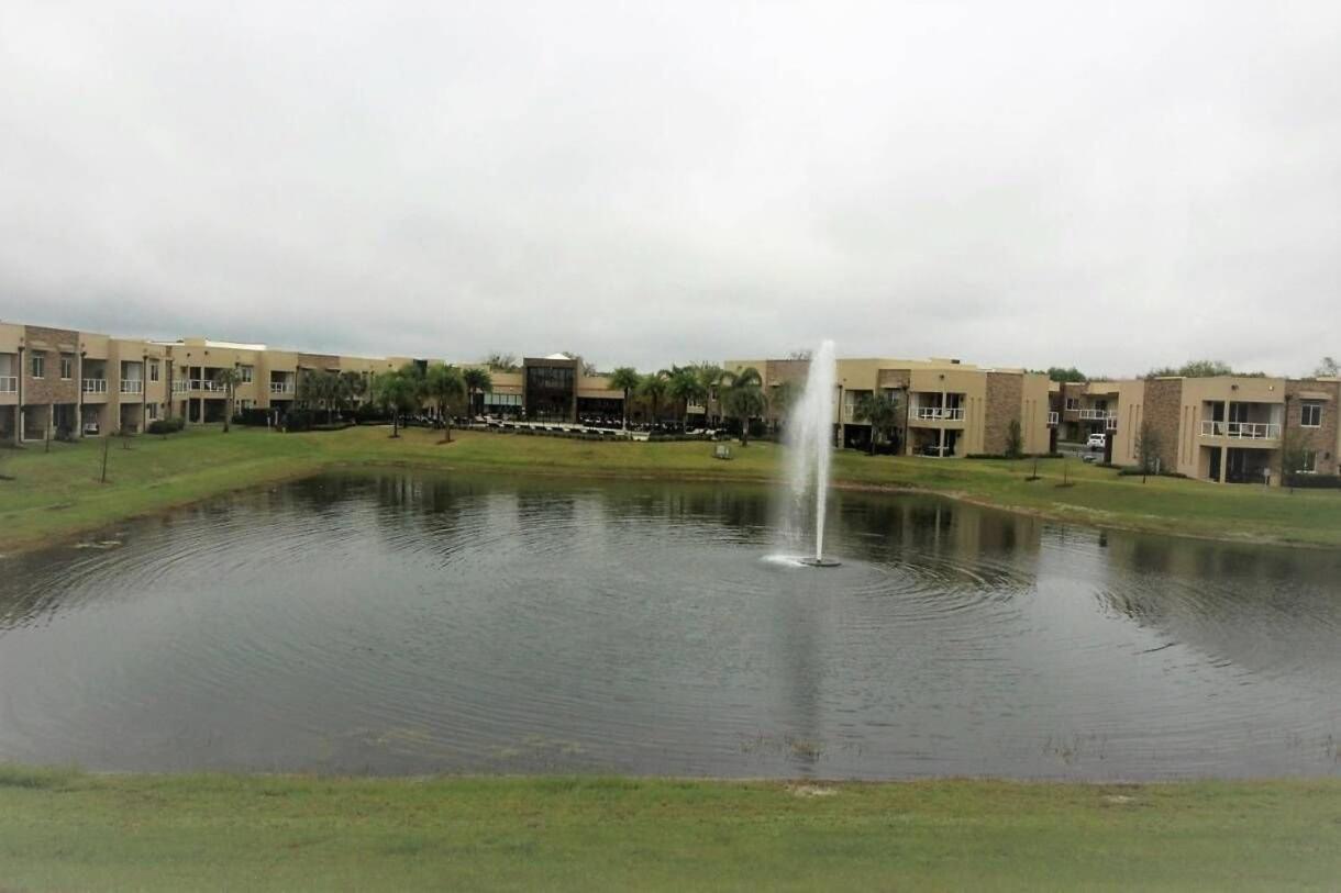 3212 Magic Village 8 Guests Lakefront 8 Min Holiday home Orlando